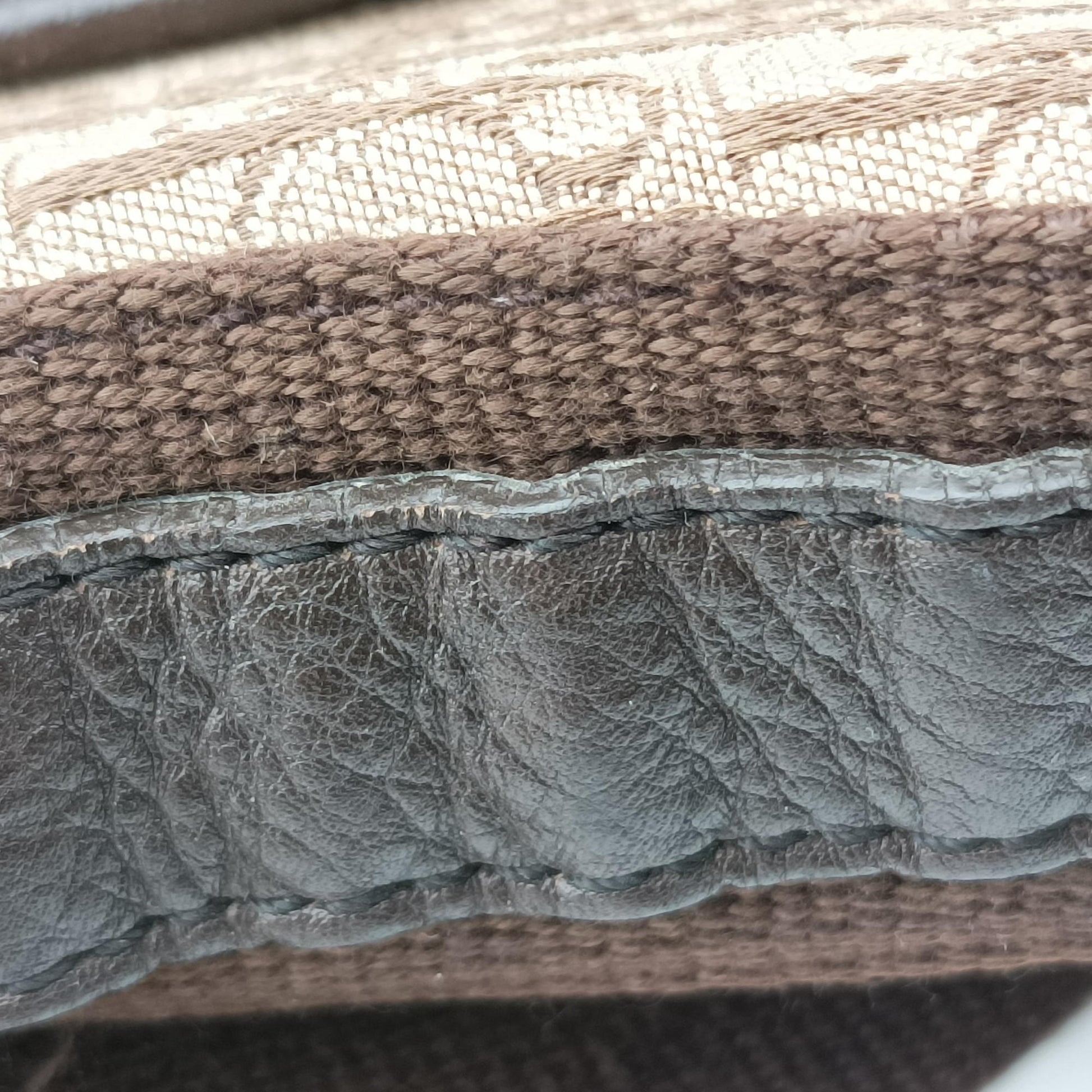 Street Chic Messenger Brown ×Beige Jacquard Canvas×Leather 07-BO-0036ストリートシック メッセンジャー ブラウン × ベージュ ジャガード キャンバス × カーフレザー 07-BO-0036