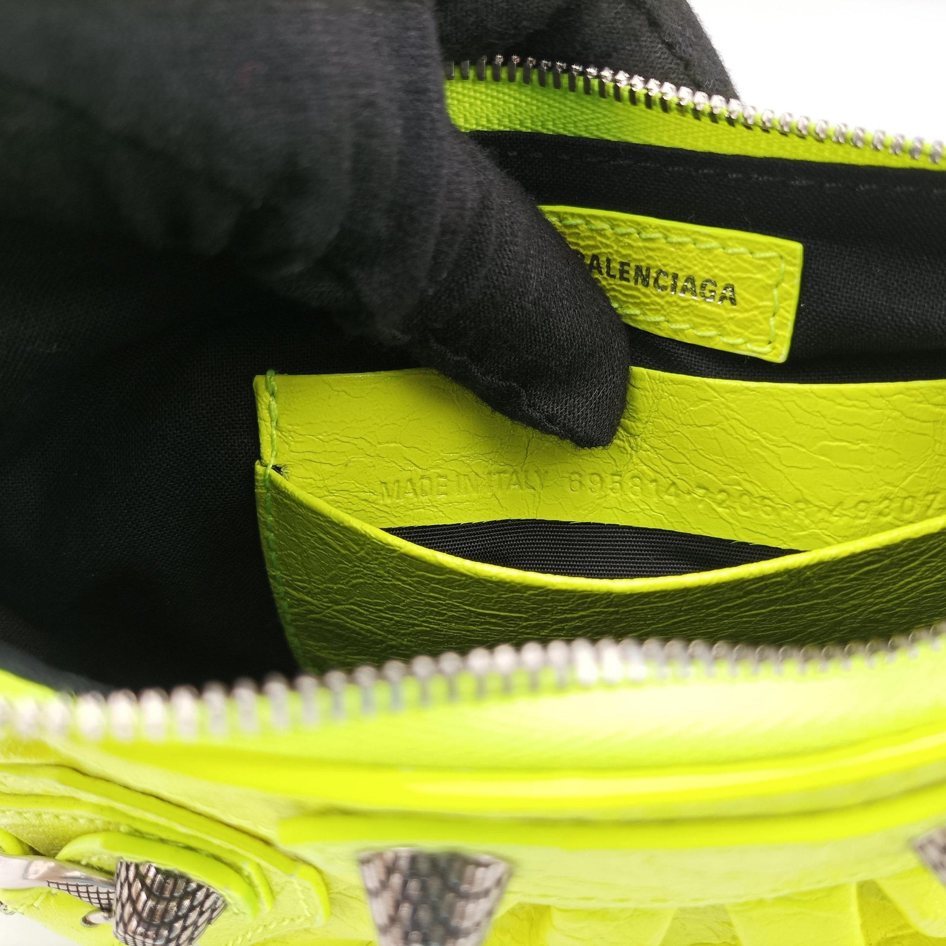 Le Cagole Yellow lambskin 695814.7206.R.493075ルカゴール イエロー ラムスキン 695814.7206.R.493075