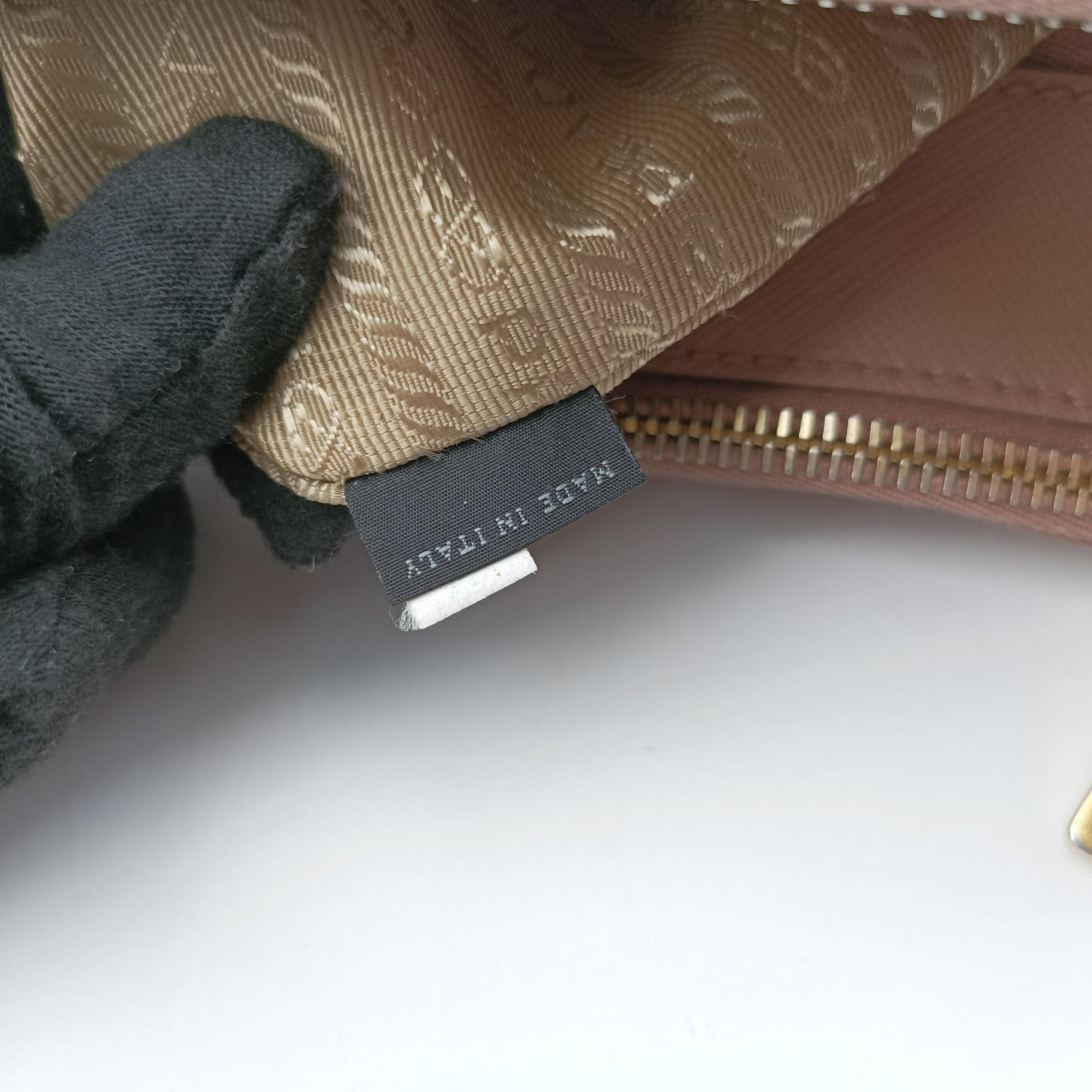 Galleria Pink SAFFIANO Leather BN1801 7 11ガレリア ピンク サフィアーノレザー BN1801 7 11