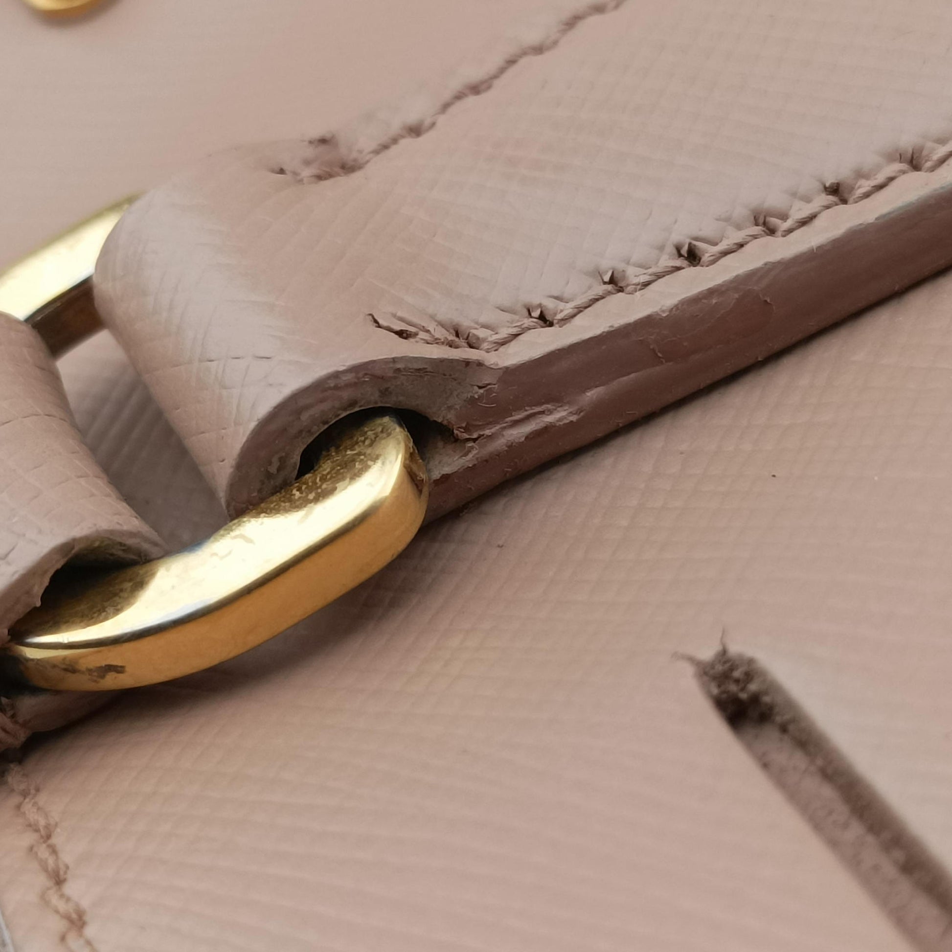 Galleria Pink SAFFIANO Leather BN1801 7 11ガレリア ピンク サフィアーノレザー BN1801 7 11