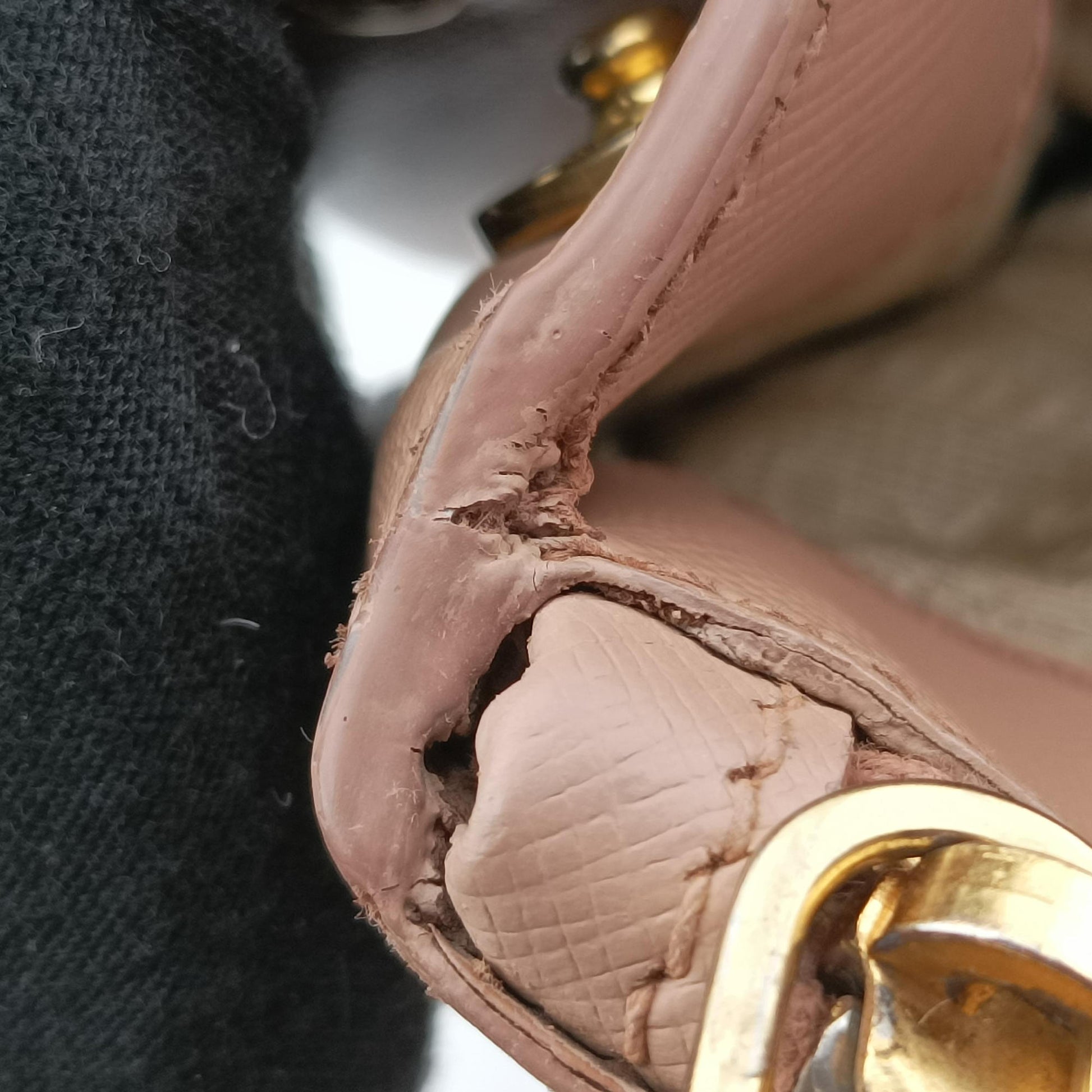 Galleria Pink SAFFIANO Leather BN1801 7 11ガレリア ピンク サフィアーノレザー BN1801 7 11