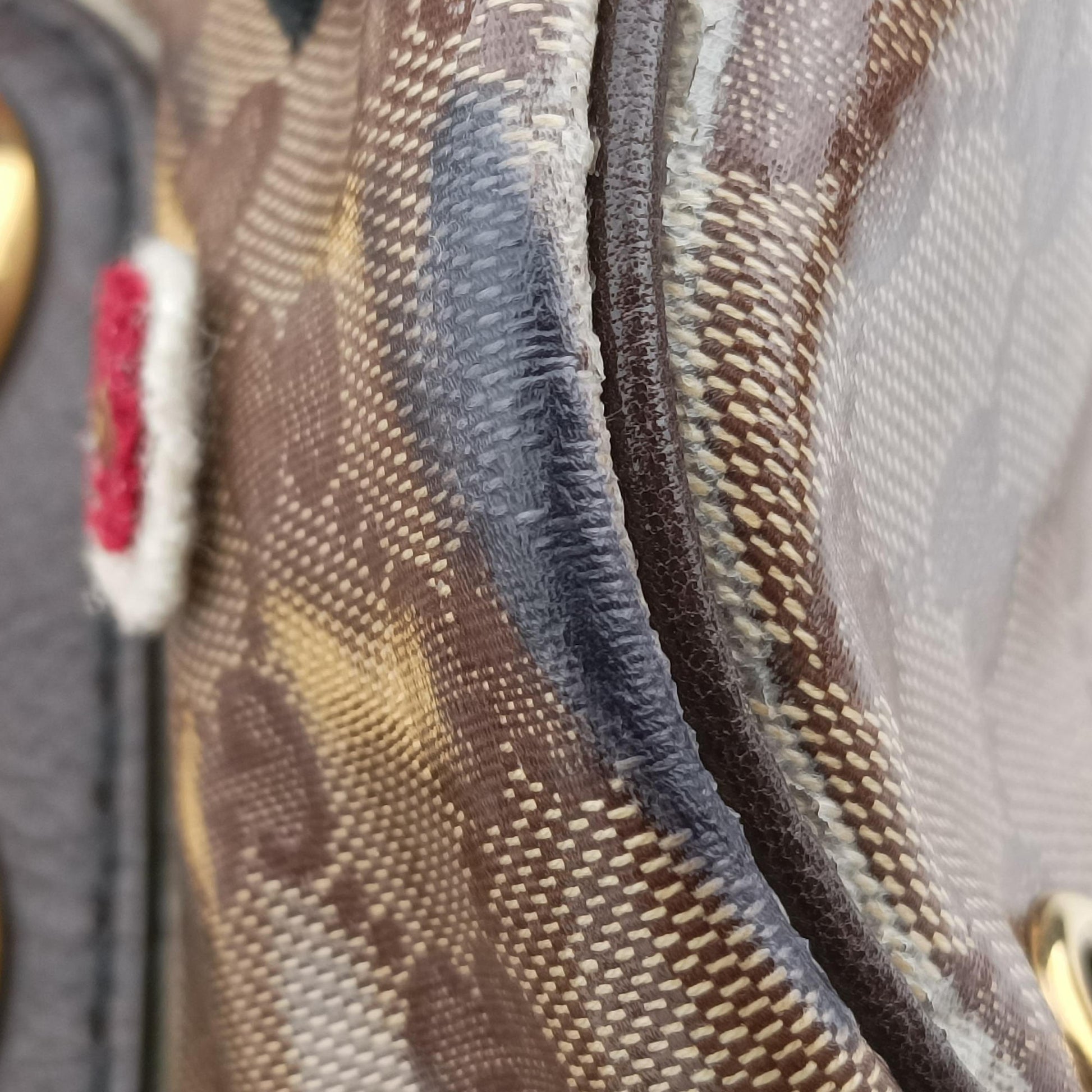 Babushka Multicolour PVC coated canvas 207775 G3659798バブーシュカ マルチカラー PVCコーティングキャンバス 207775 G3659798