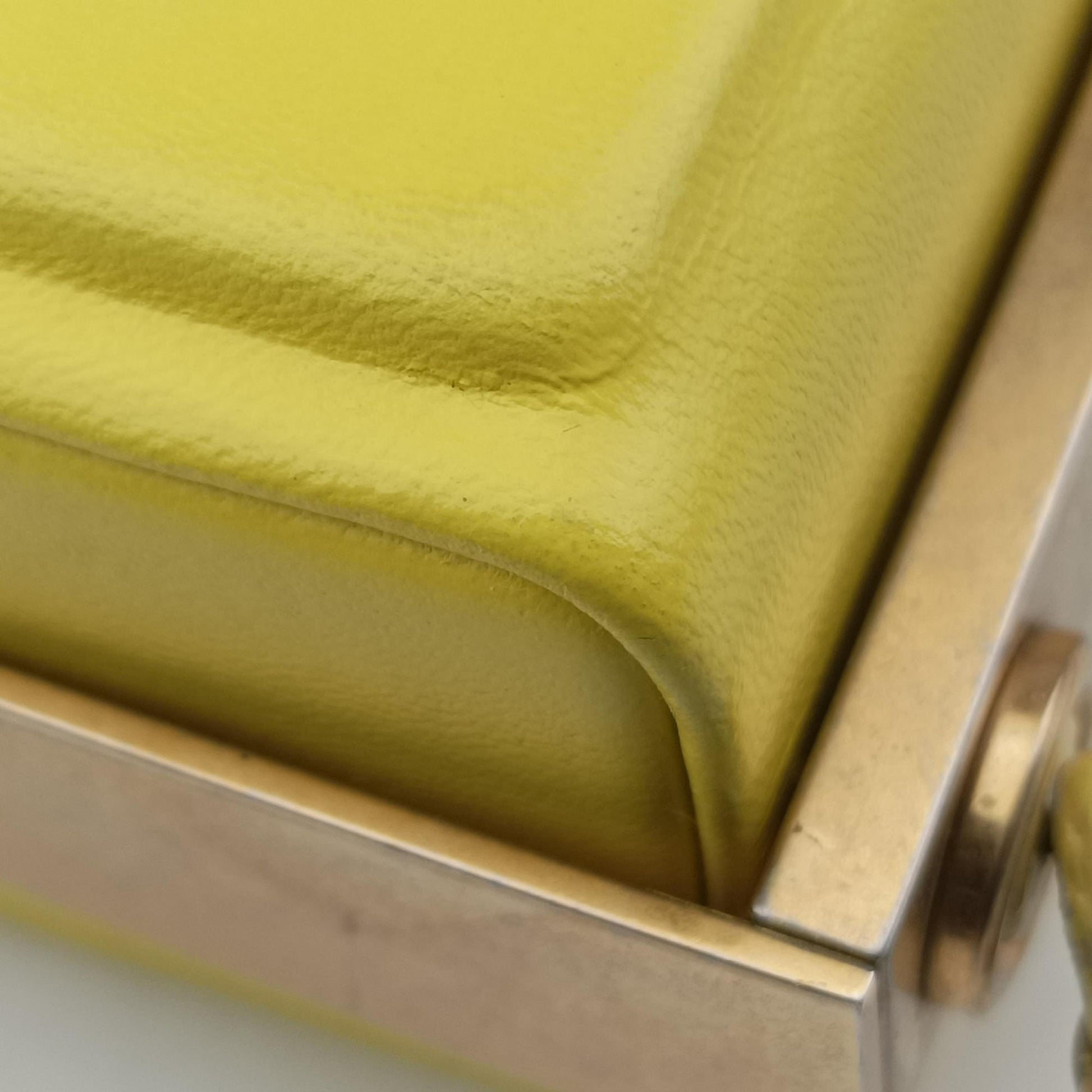 Chocolate Bar Yellow lambskin A94482 23642920チョコバー イエロー ラムスキン A94482 23642920