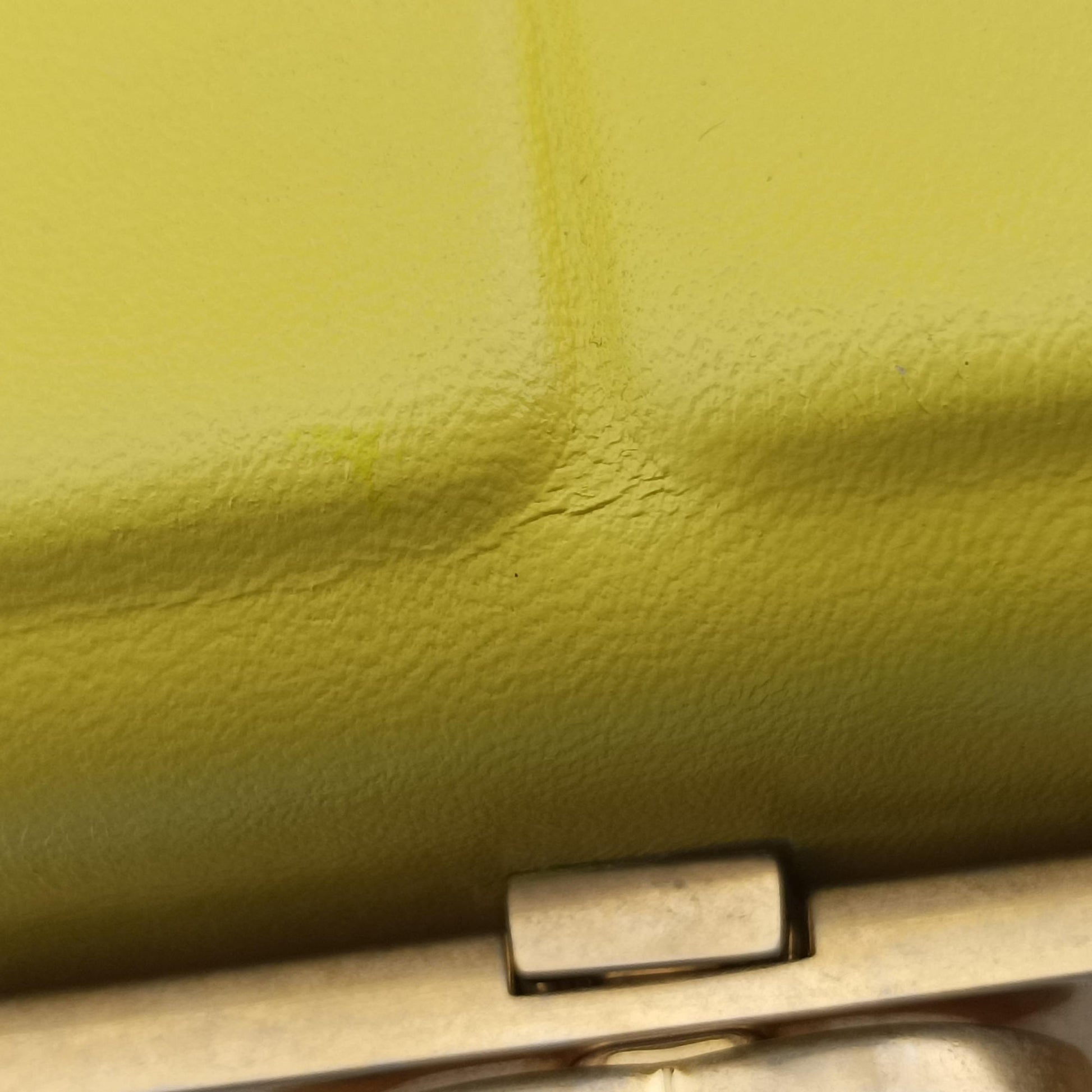 Chocolate Bar Yellow lambskin A94482 23642920チョコバー イエロー ラムスキン A94482 23642920