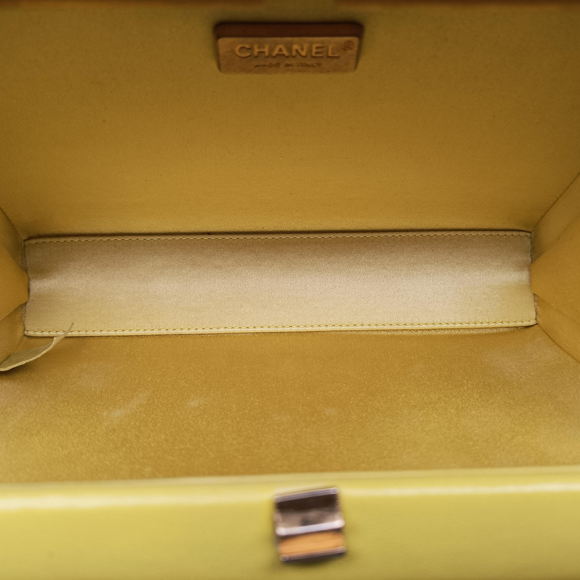 Chocolate Bar Yellow lambskin A94482 23642920チョコバー イエロー ラムスキン A94482 23642920