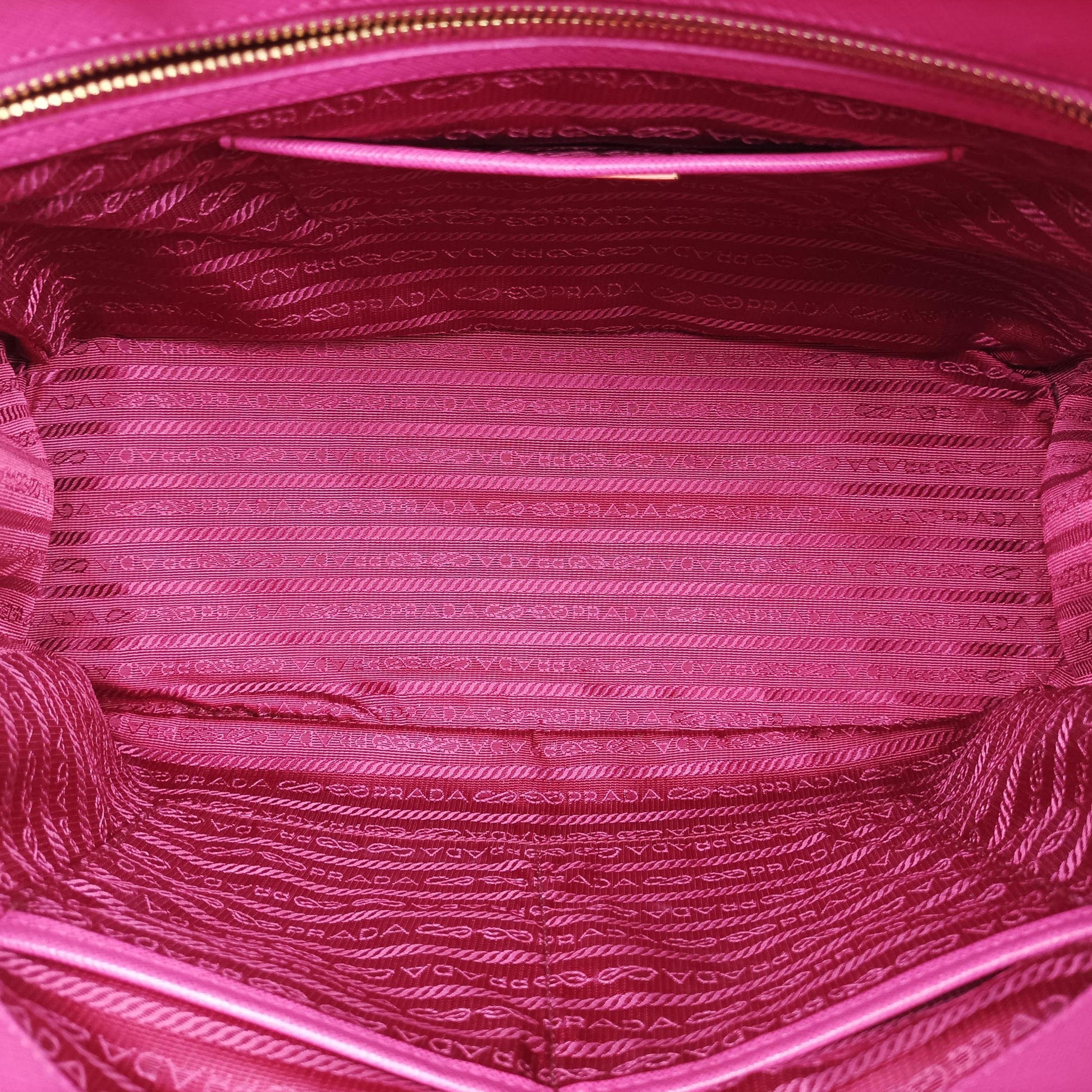 Galleria Pink SAFFIANO Leather BN1786 110ガレリア ピンク サフィアーノレザー BN1786 110