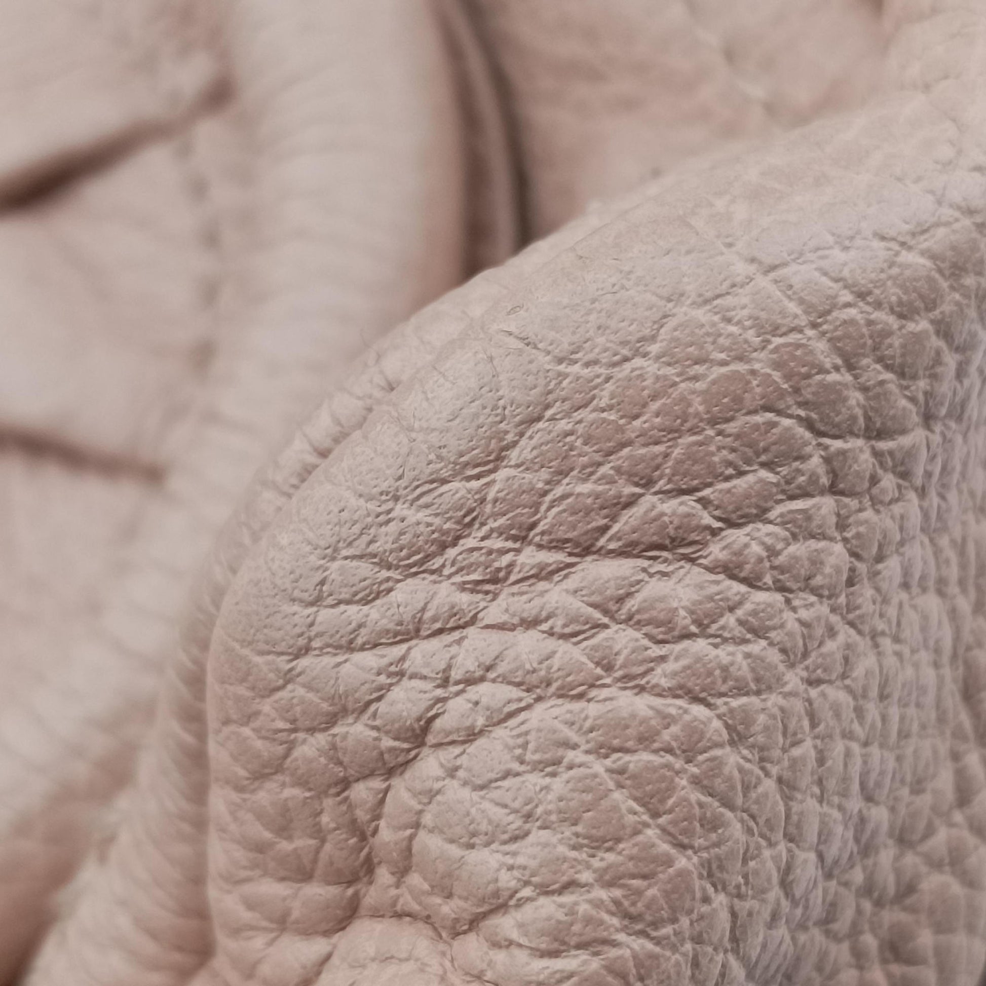 Paraty Pink Leather 04-15-50-85パラティ ピンク レザー 04-15-50-85