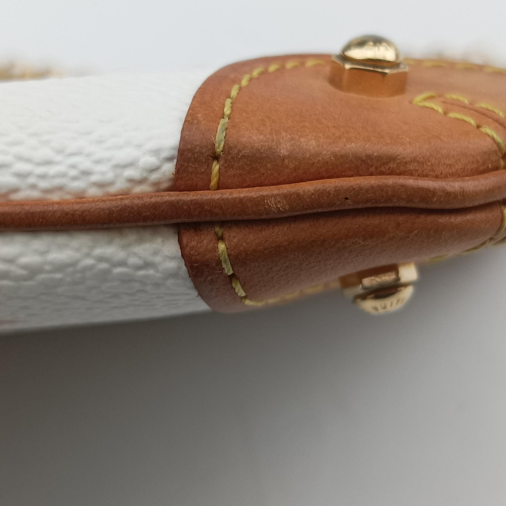 Pochette Mira MM Pouch white Monogram Multicolor M60096 AA5018ポシェット ミラMM ブロン モノグラム マルチカラー M60096 AA5018