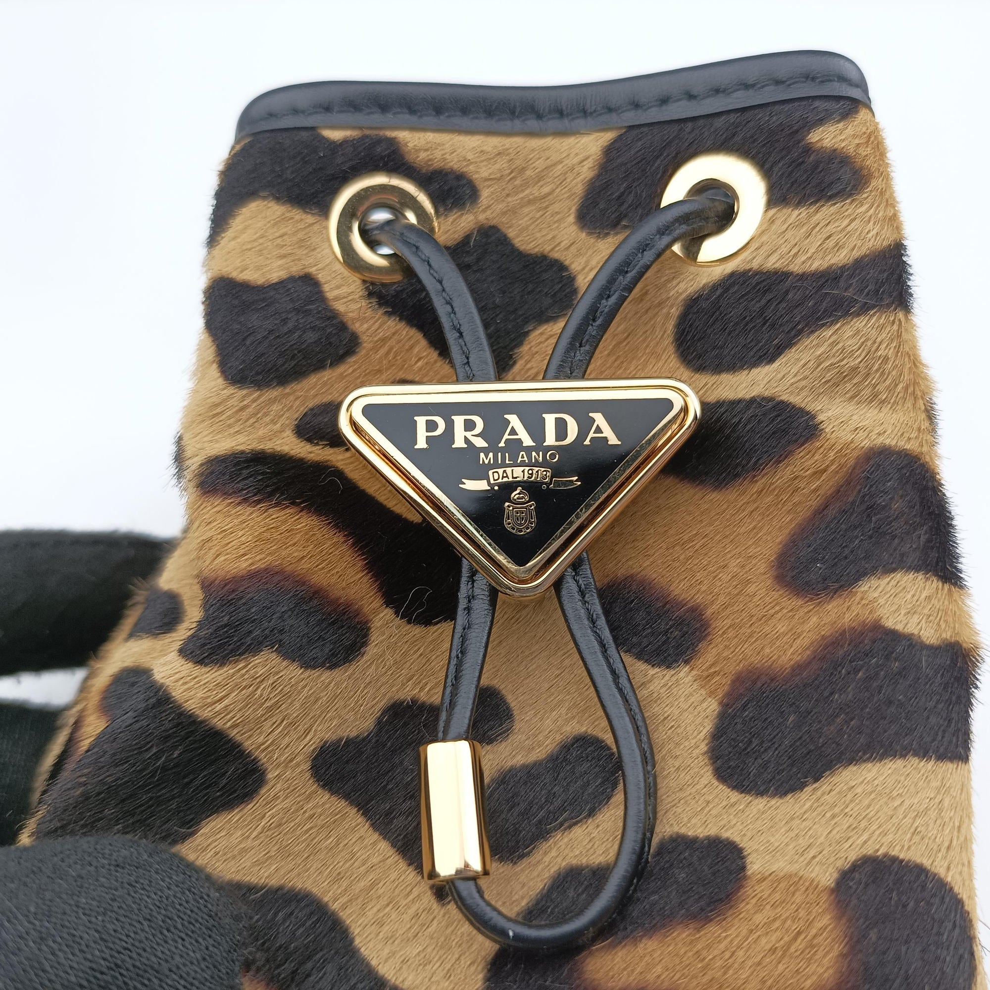 Leopard print mini pouch Beige x Black x Light Brown pony hair×leather 1NR016 42レオパード柄 ミニポーチ ベージュ×黒×ライトブラウン ハラコ×レザー 1NR016 42