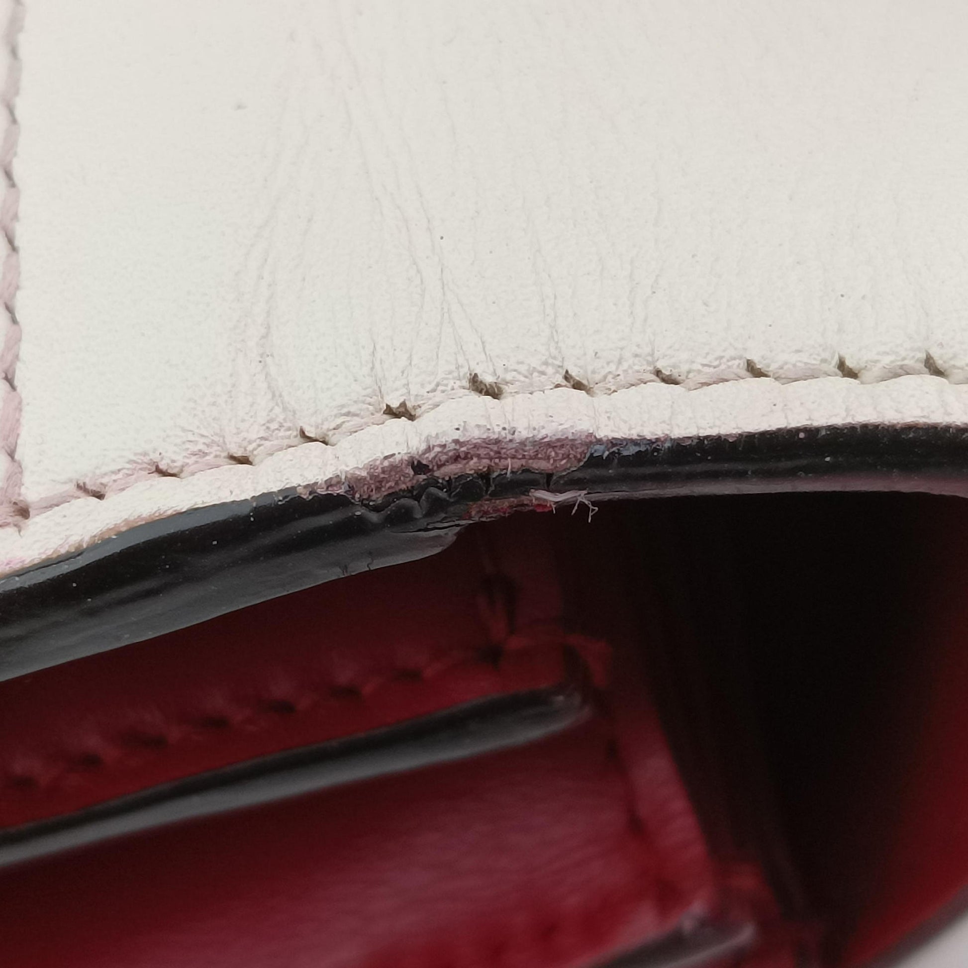 Queen Margaret White×Red×Blue×Pink Leather 476541 C023226076クイーン マーガレット ホワイト×レッド×ブルー×ピンク レザー 476541 C023226076
