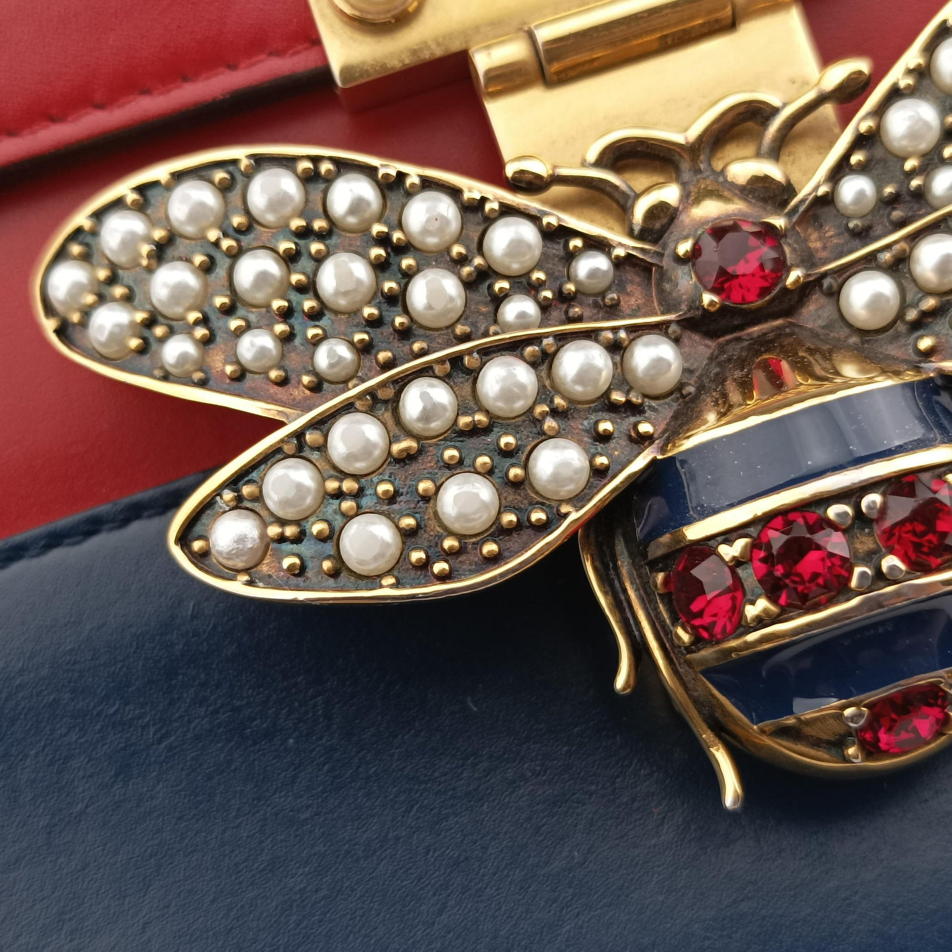 Queen Margaret White×Red×Blue×Pink Leather 476541 C023226076クイーン マーガレット ホワイト×レッド×ブルー×ピンク レザー 476541 C023226076