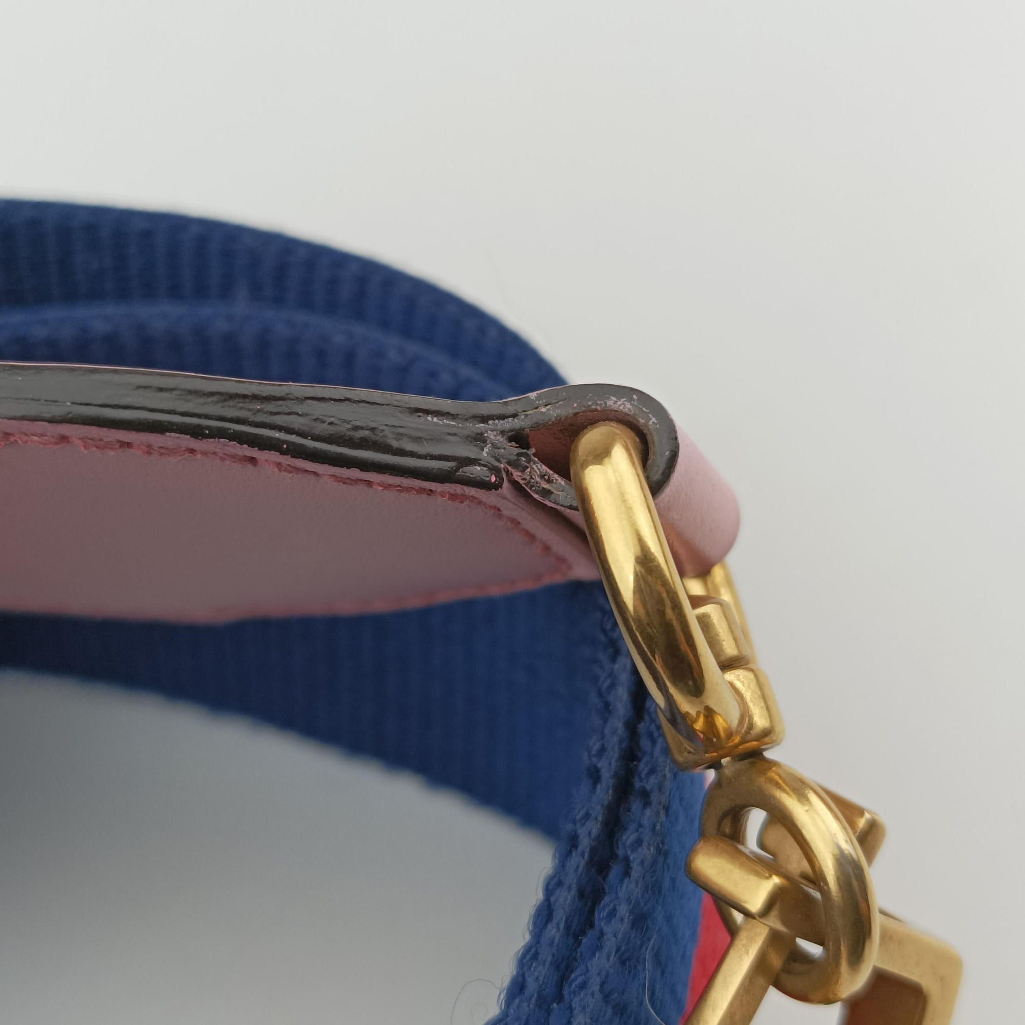 Queen Margaret White×Red×Blue×Pink Leather 476541 C023226076クイーン マーガレット ホワイト×レッド×ブルー×ピンク レザー 476541 C023226076