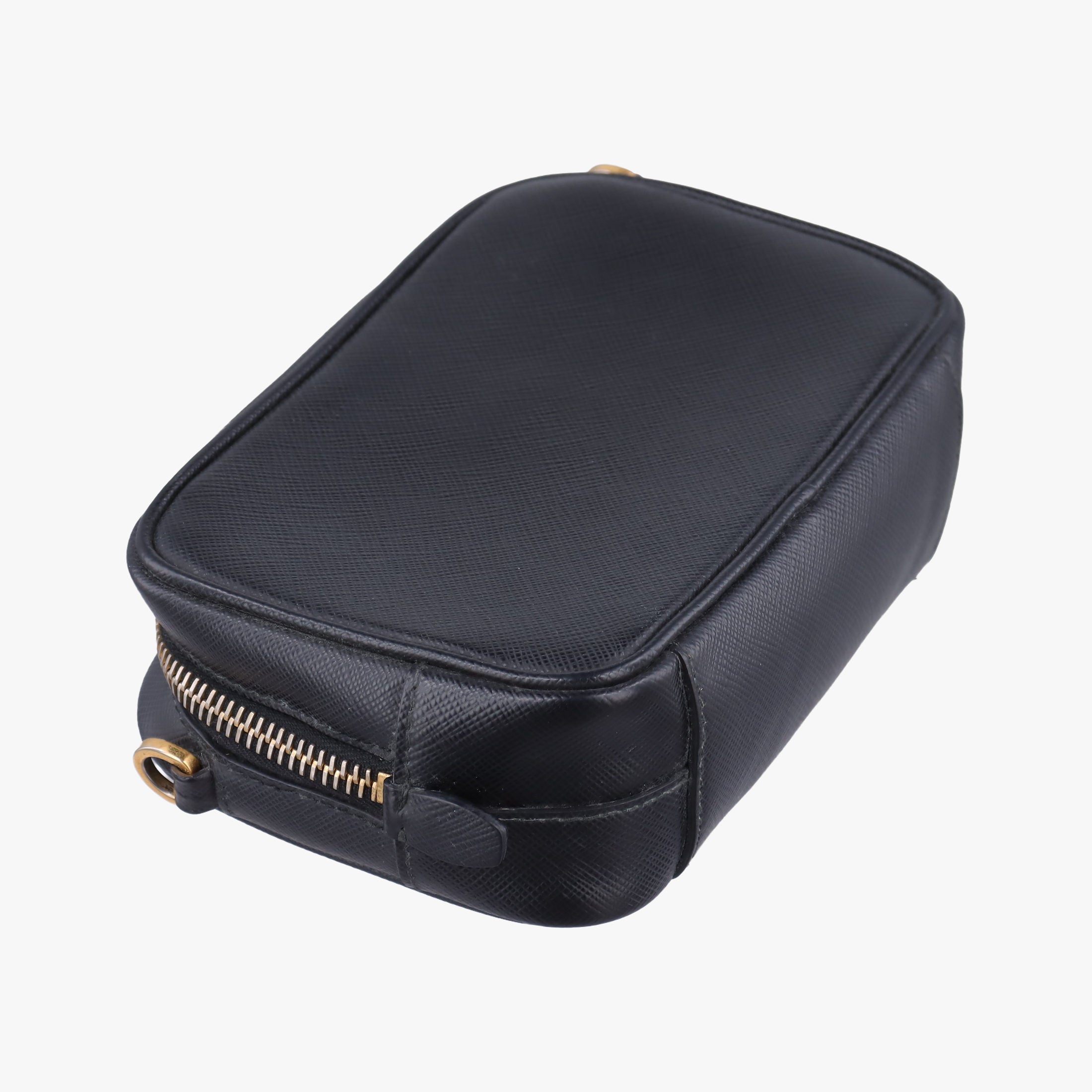 Ribbon Mini Pochette Black SAFFIANO Leather 1NF674 31/Yリボン ミニポシェット ブラック サフィアーノレザー 1NF674 31/Y