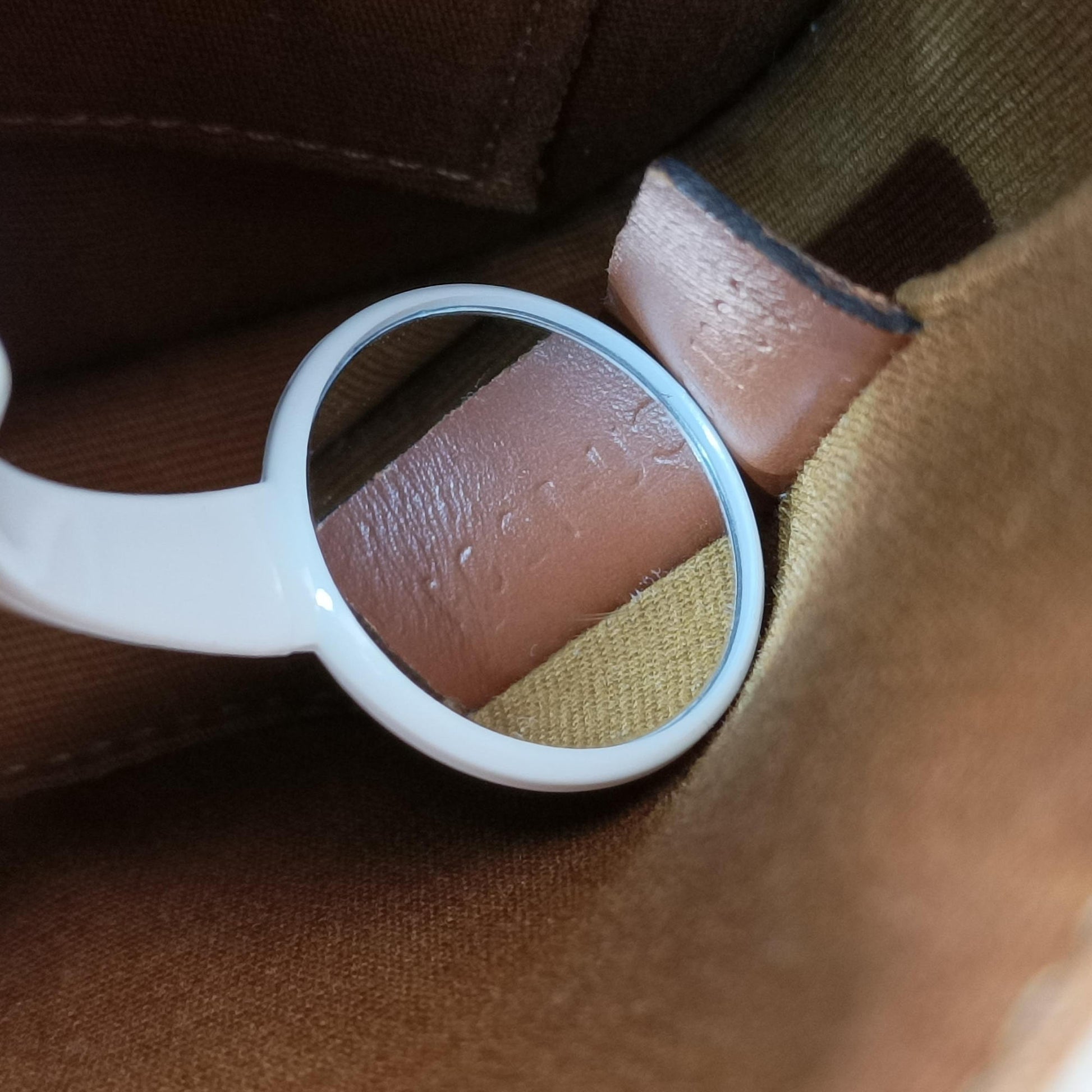 Triomphe Mini Besace White×brown PVC coated canvas F-CU-1201ミニ ブザス トリオンフ ホワイト×ブラウン PVCコーティングキャンバス F-CU-1201