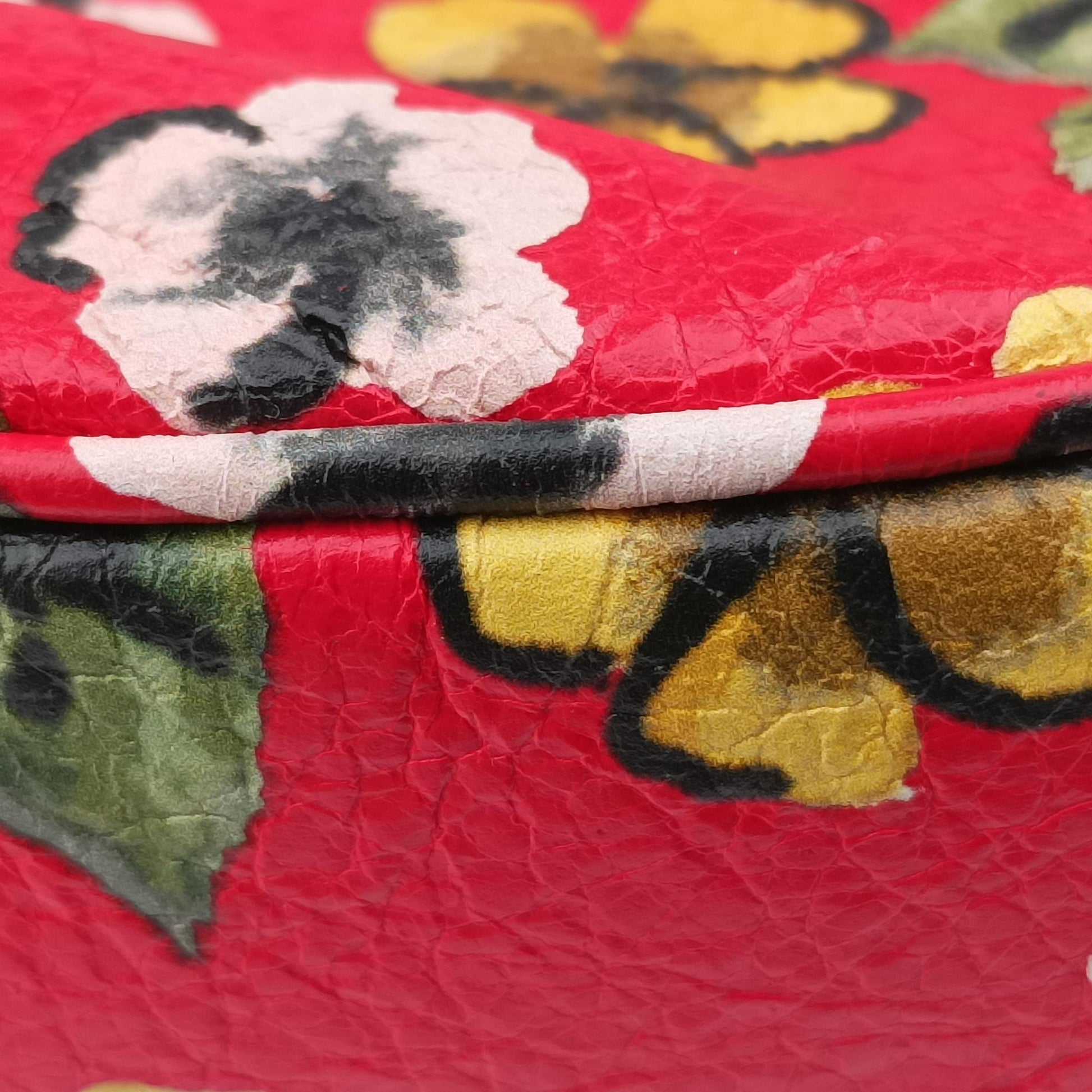 Le Cagole Red × Multicolor lambskin 671309.0576.S.002123ル カゴール レッド × マルチカラー ラムスキン 671309.0576.S.002123