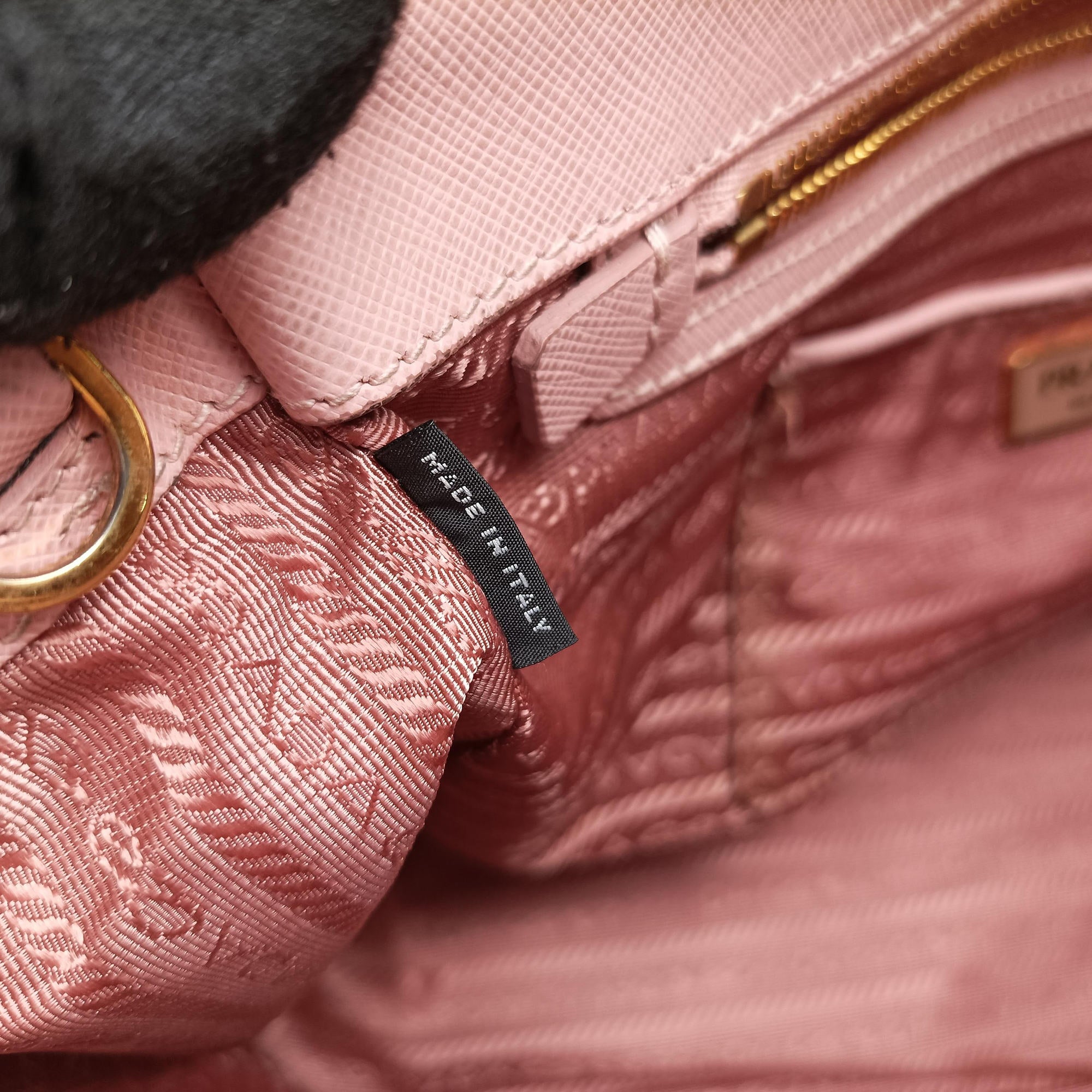 Galleria Pink SAFFIANO Leather BN1786 180ガレリア ピンク サフィアーノレザー BN1786 180