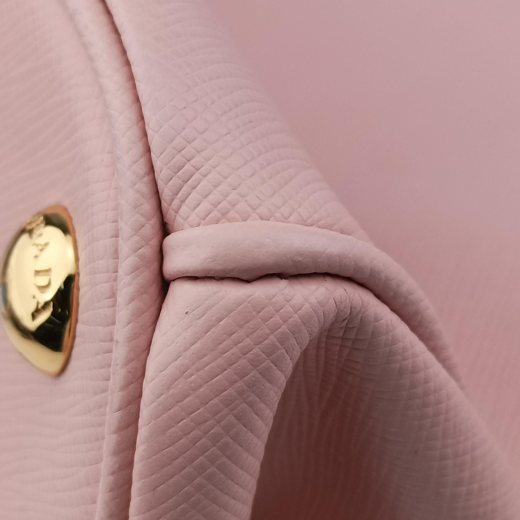 Galleria Pink SAFFIANO Leather BN1786 180ガレリア ピンク サフィアーノレザー BN1786 180