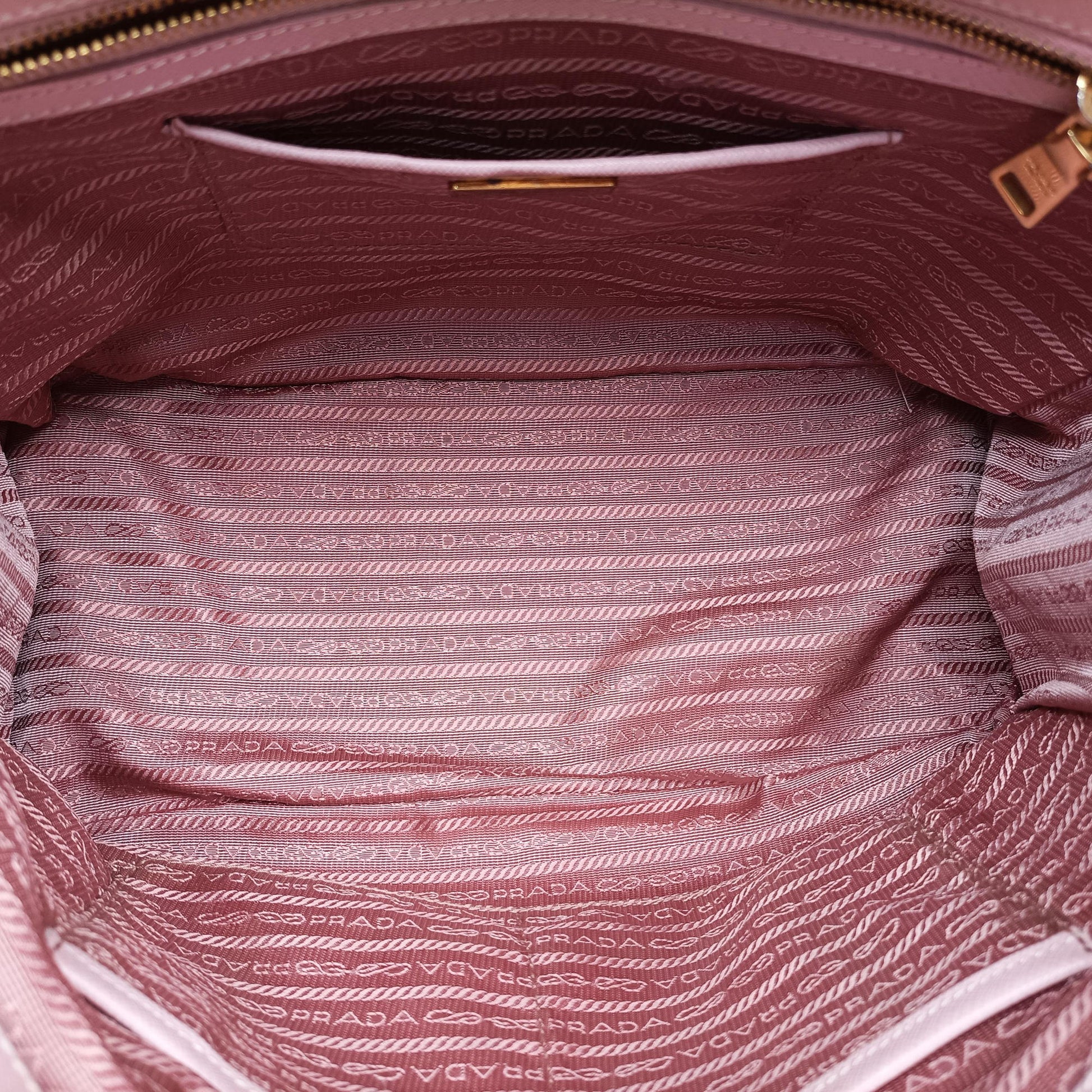 Galleria Pink SAFFIANO Leather BN1786 180ガレリア ピンク サフィアーノレザー BN1786 180