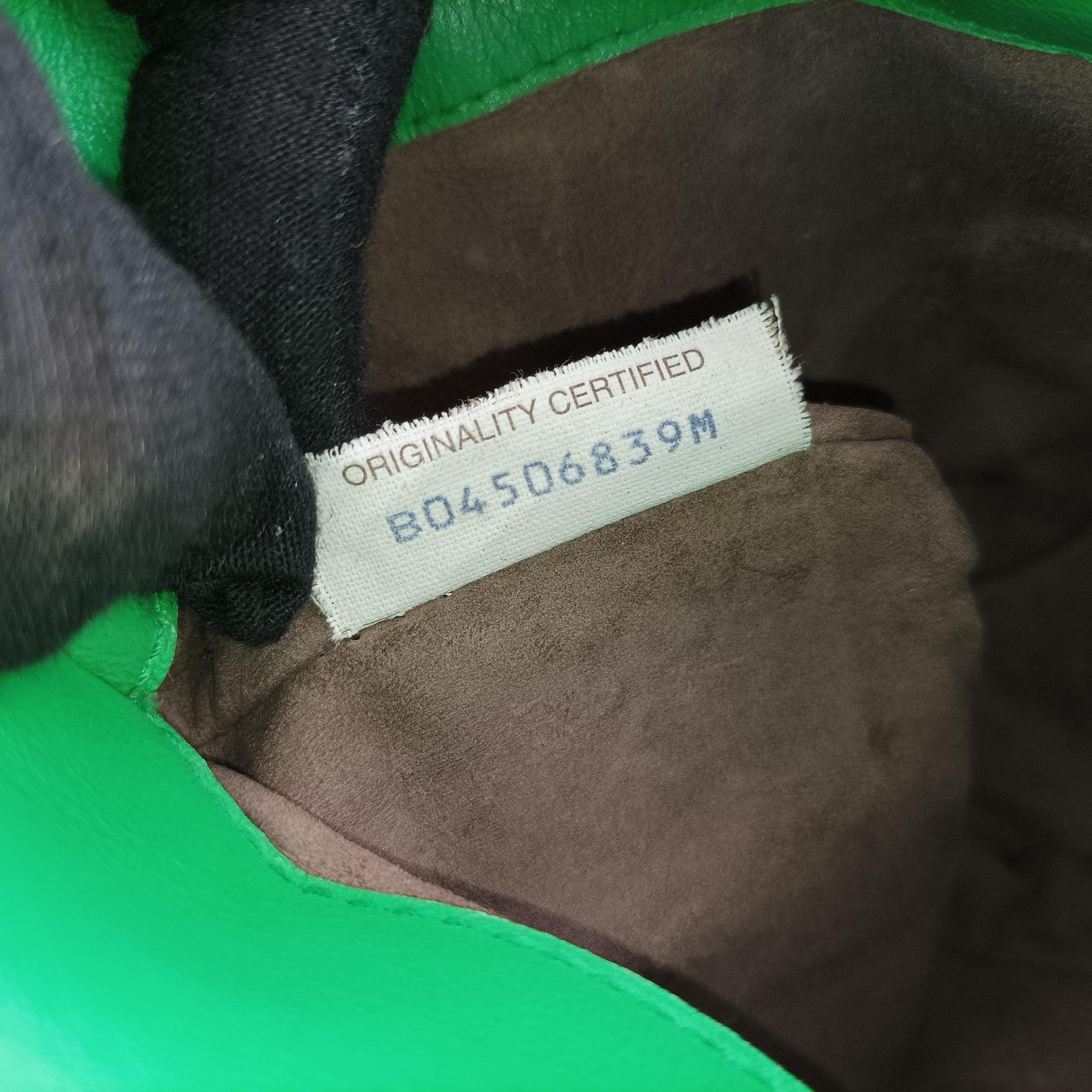 intrecciato Green Leather x Snake skin B04506839Mイントレチャート グリーン×パープル×マルチ レザー×パイソン B04506839M