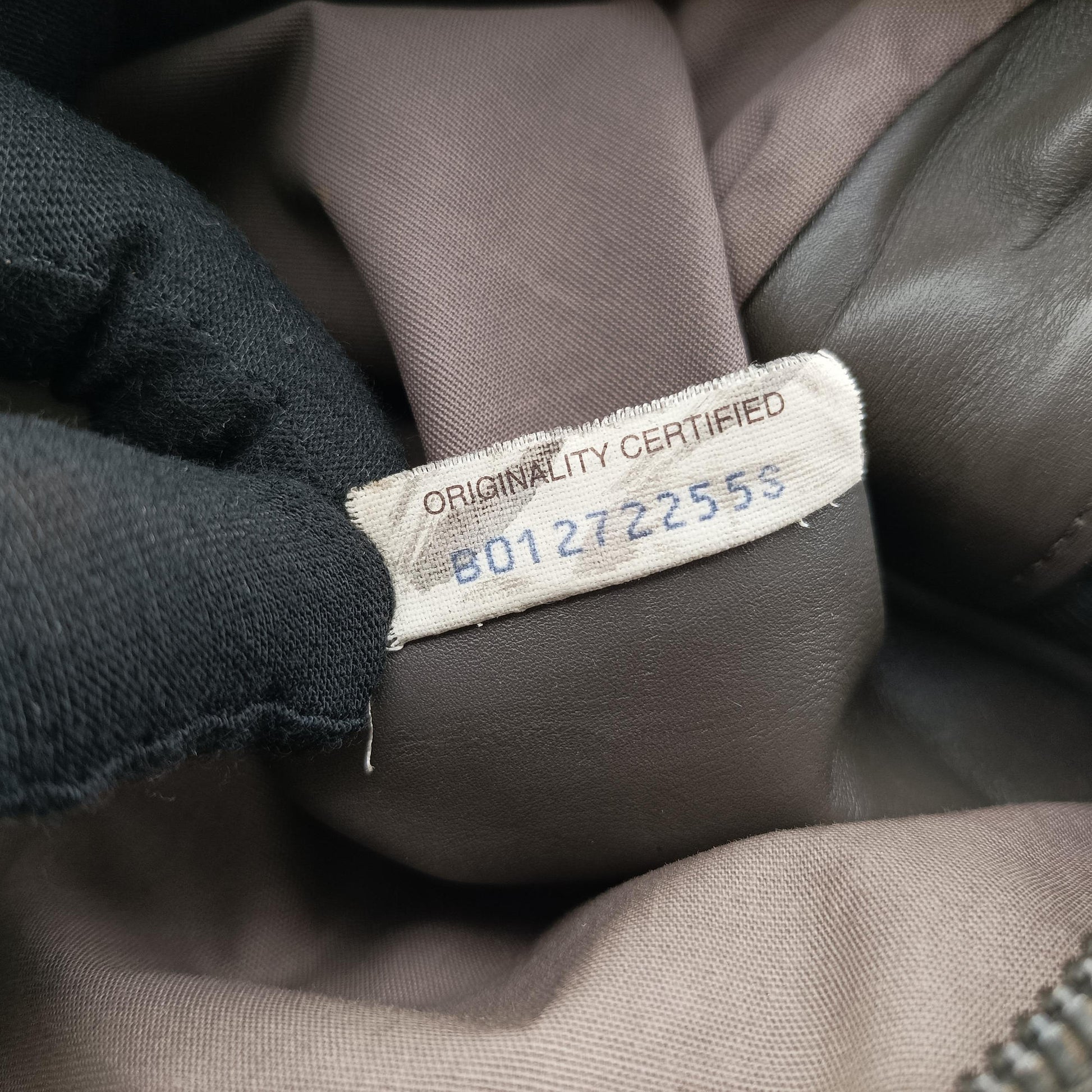 Intrecciato Grey lambskin B01272255Sイントレチャート グレー系 ラムスキン B01272255S