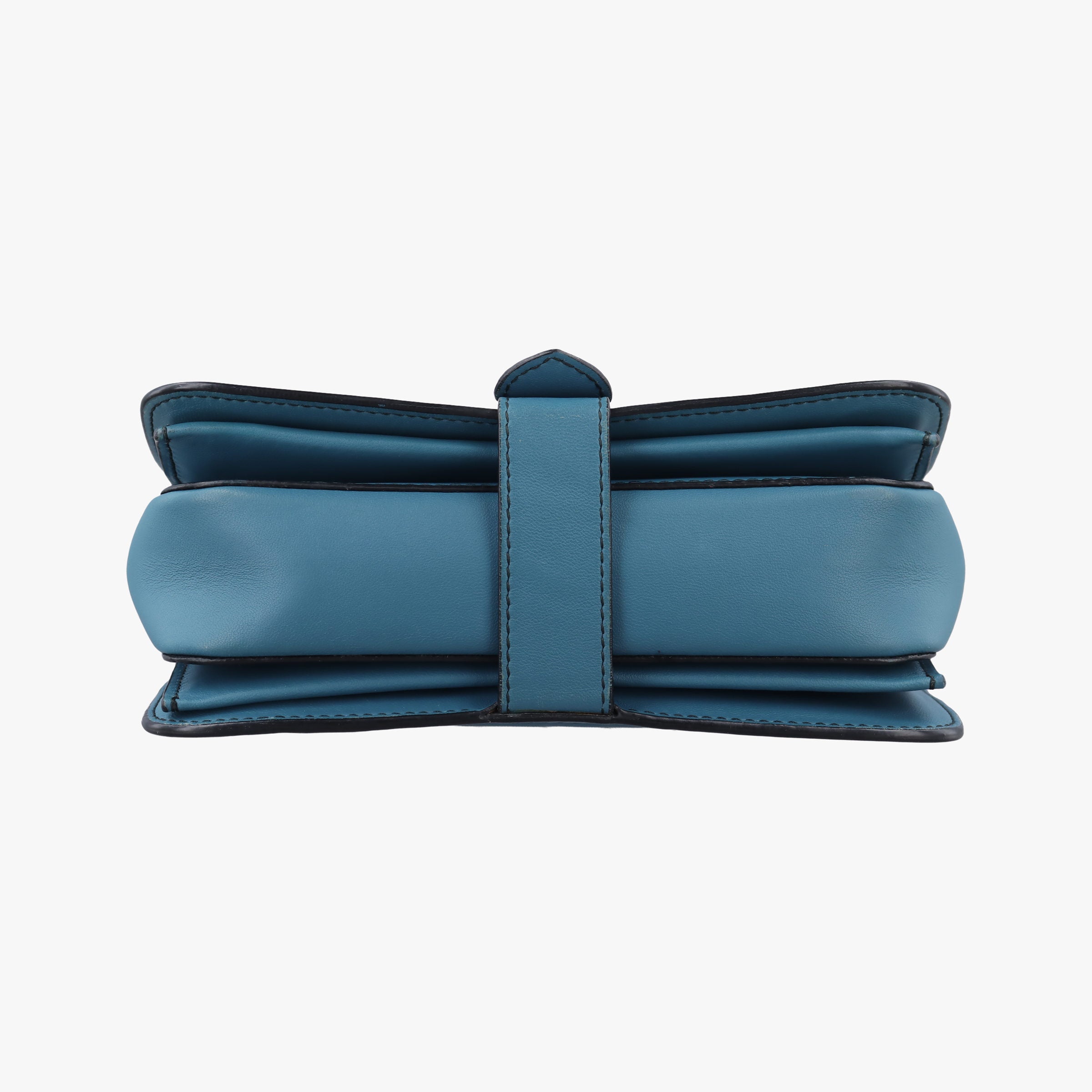 Intrecciato Runaway Blue lambskin B06221878Q IC Chipイントレチャート ランナウェイ ブルー ラムスキン B06221878Q ICチップ