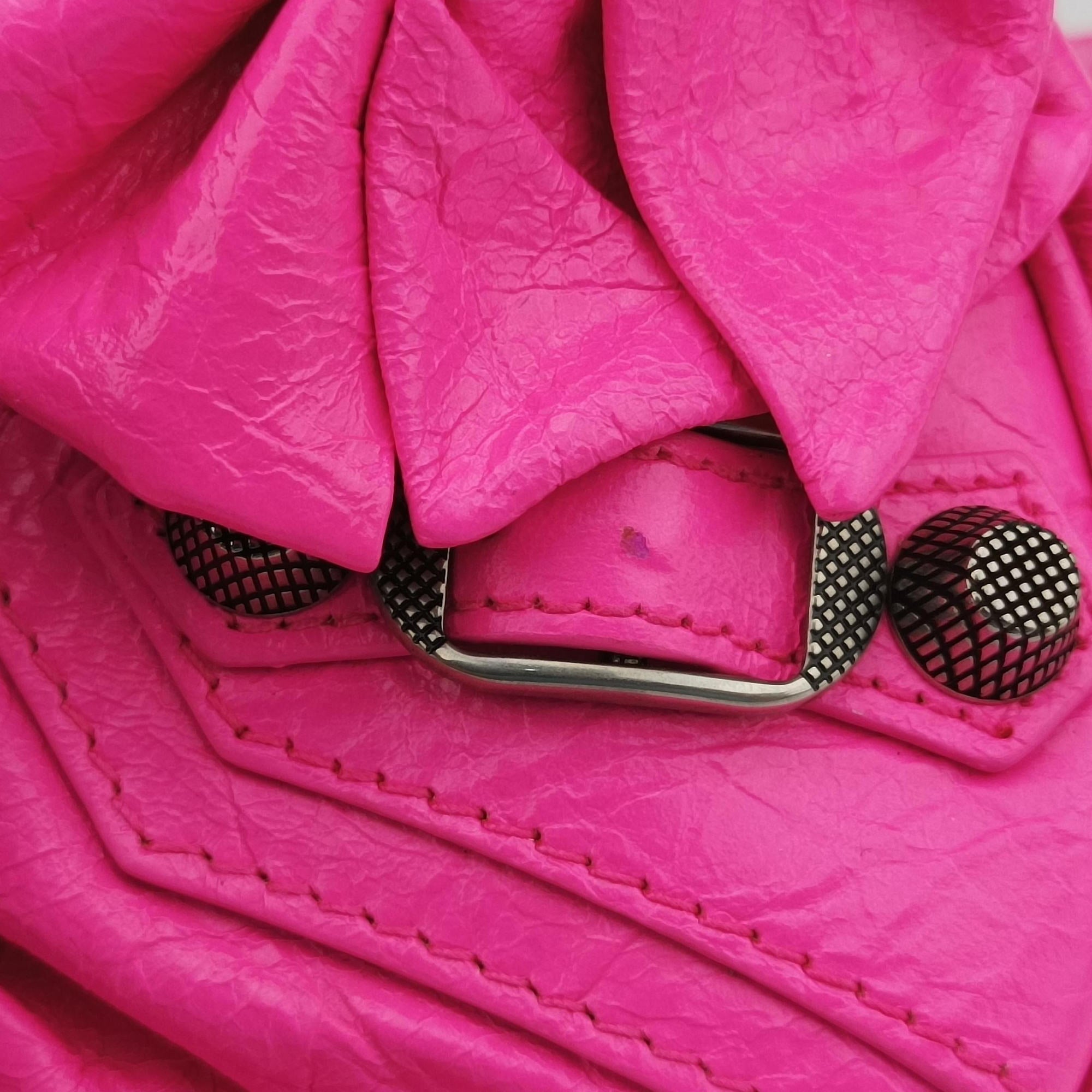Le Cagole Rose Leather 671309.5634.P.640167ル カゴール ローズ レッド レザー 671309.5634.P.640167