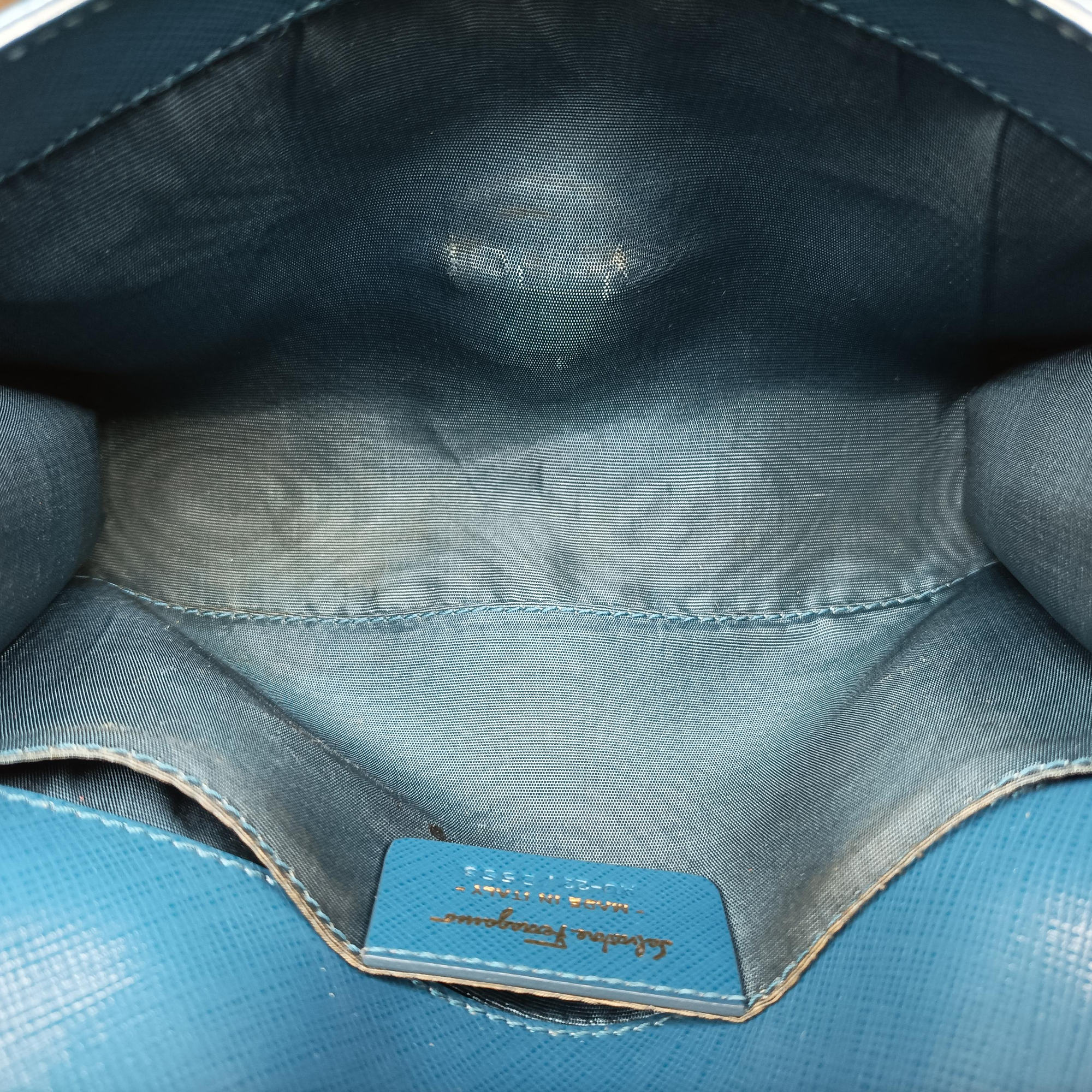 Ginny Vara Blue Leather AU-22/B558ジニー ヴァラ ブルー レザー AU-22/B558