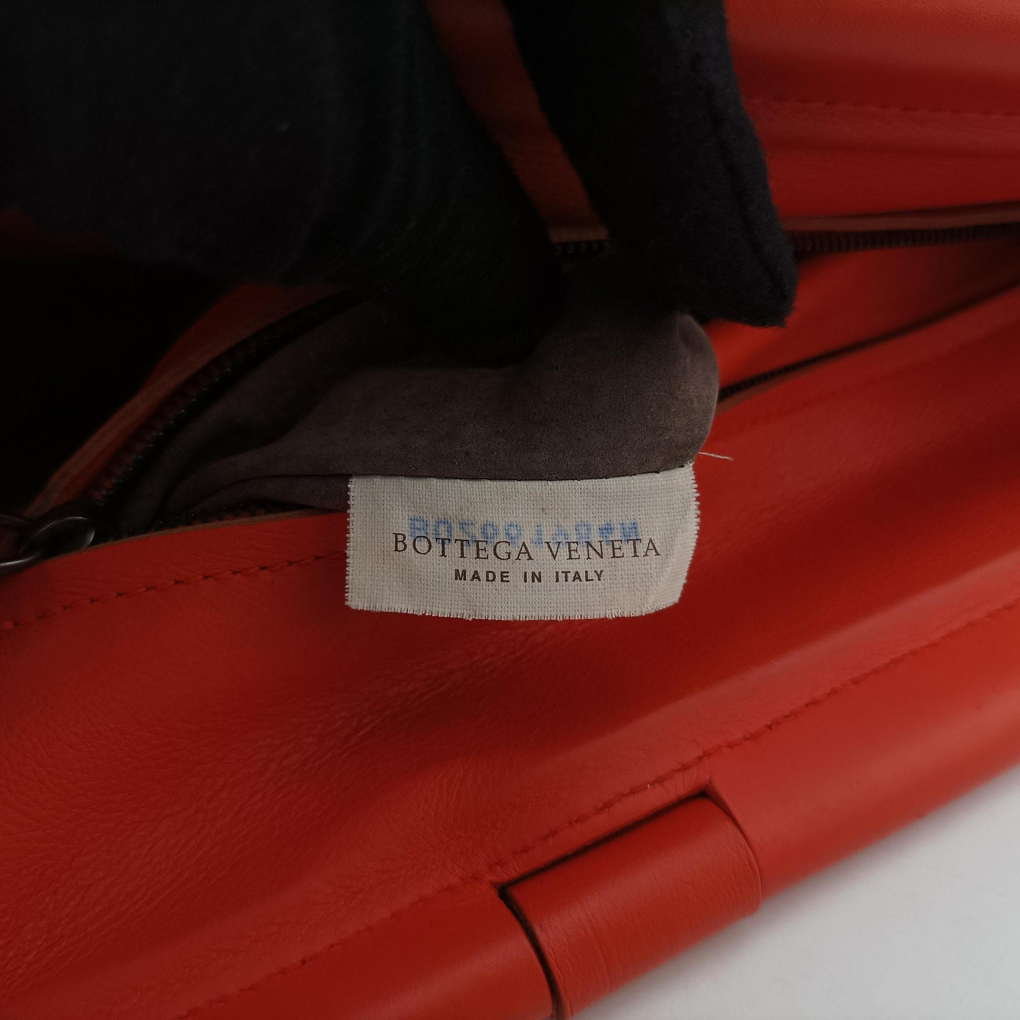 Intrecciato Orange lambskin B02661984Nイントレチャート オレンジ ラムスキン B02661984N