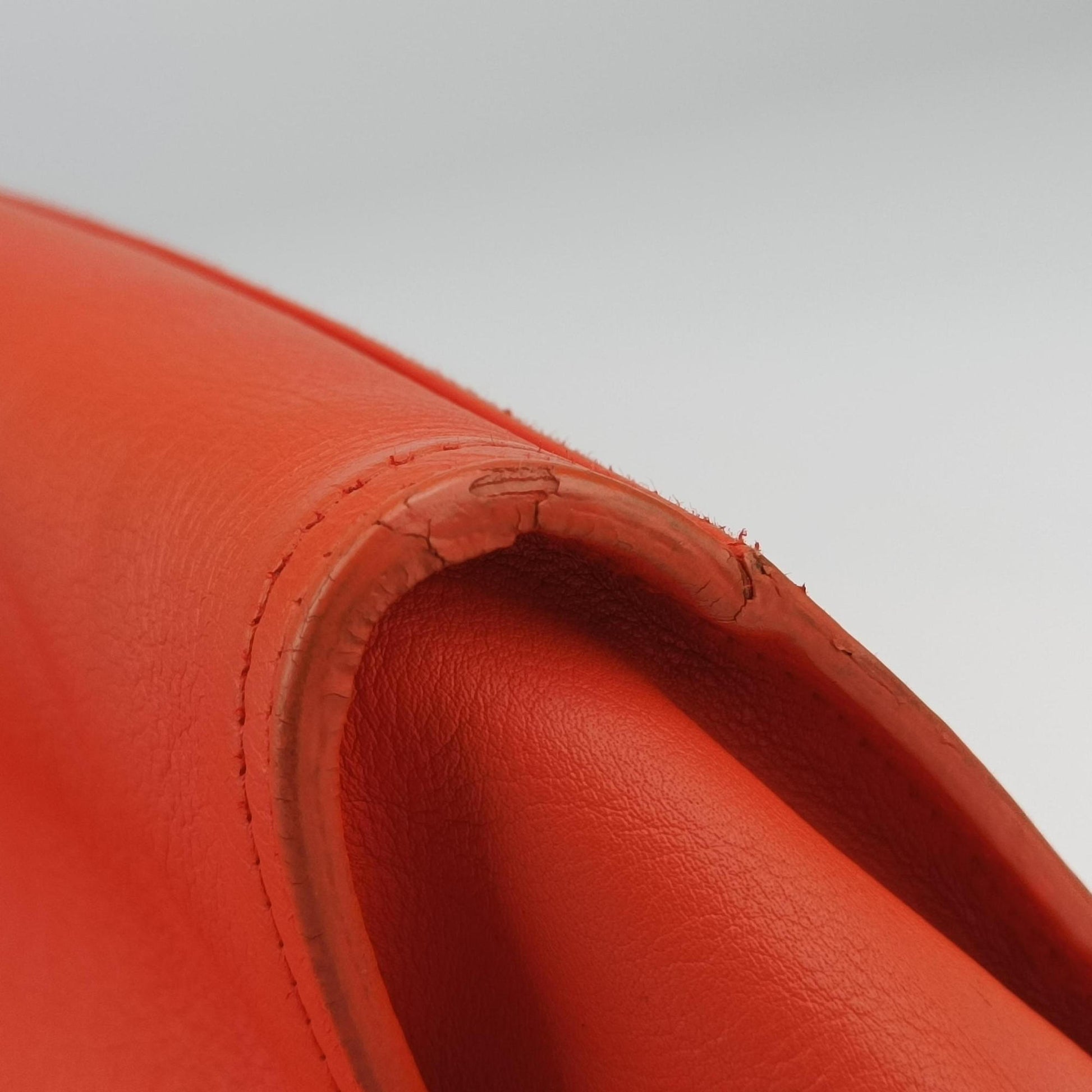 Intrecciato Orange lambskin B02661984Nイントレチャート オレンジ ラムスキン B02661984N