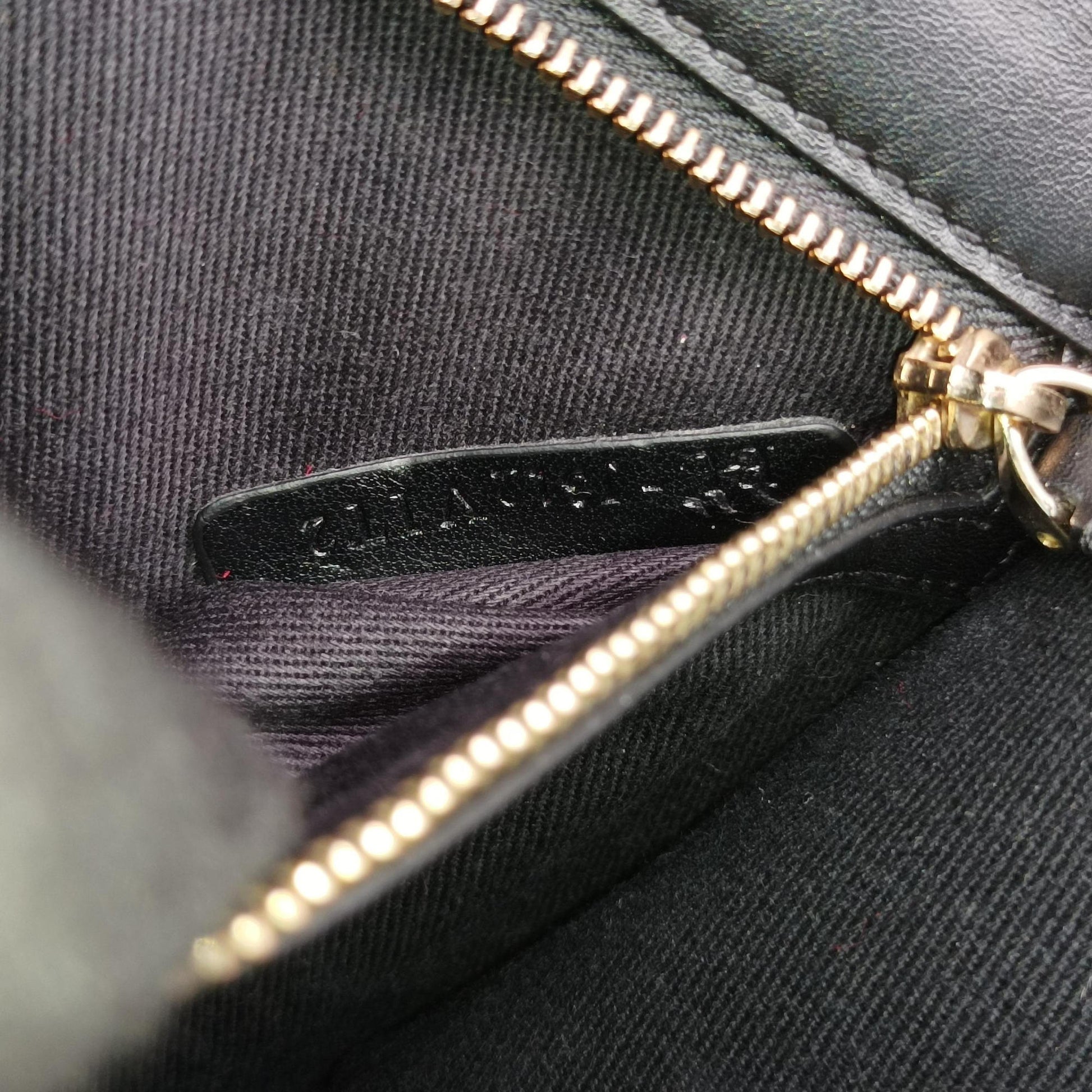 Rockstud Glam Lock Black Leather BL-J312VIT2ロックスタッズグラムロックスモール ブラック レザー BL-J312VIT2