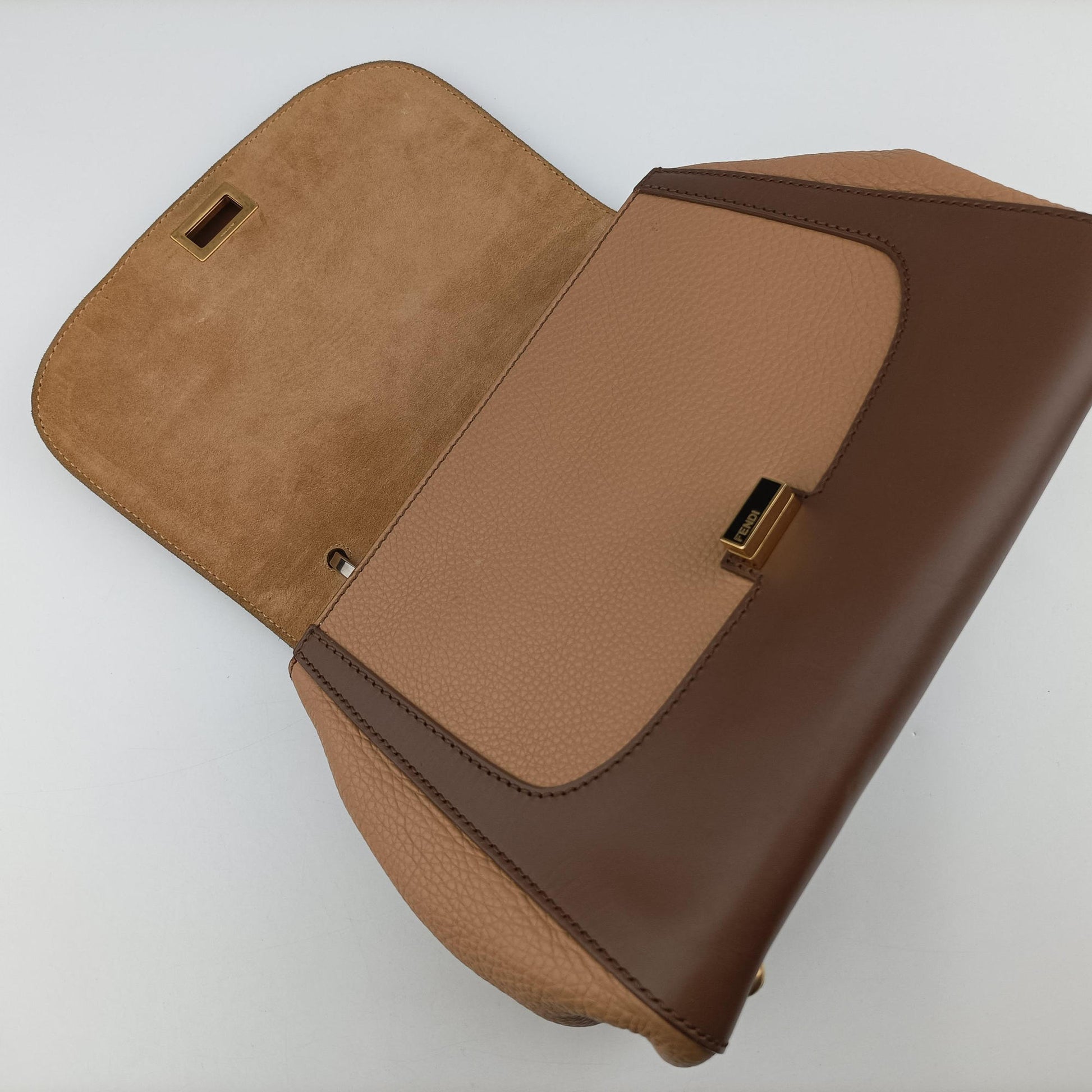 SILVANA Brown × Beige Leather 8BN234 8BN234-FKD 119-2546シルヴァーナ ブラウン × ベージュ レザー 8BN234 8BN234-FKD 119-2546