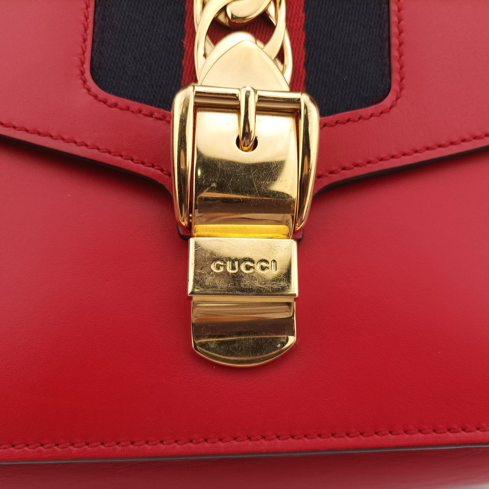 Sylvie Red×navy Leather 421882 A026260090シルヴィ レッド×ネイビー レザー 421882 A026260090
