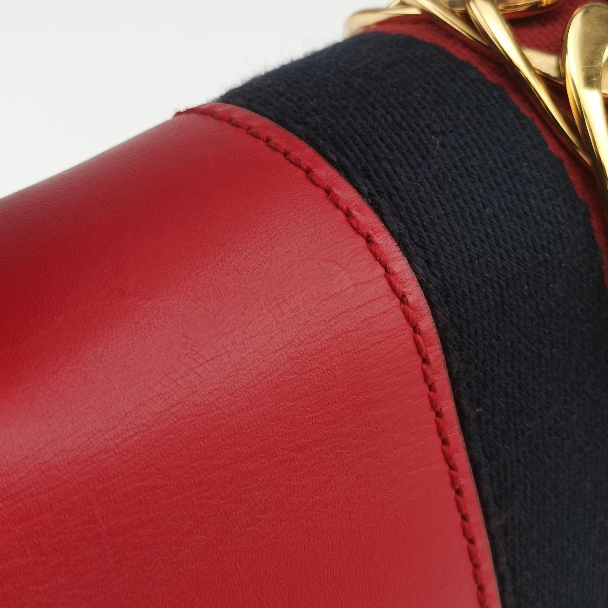 Sylvie Red×navy Leather 421882 A026260090シルヴィ レッド×ネイビー レザー 421882 A026260090