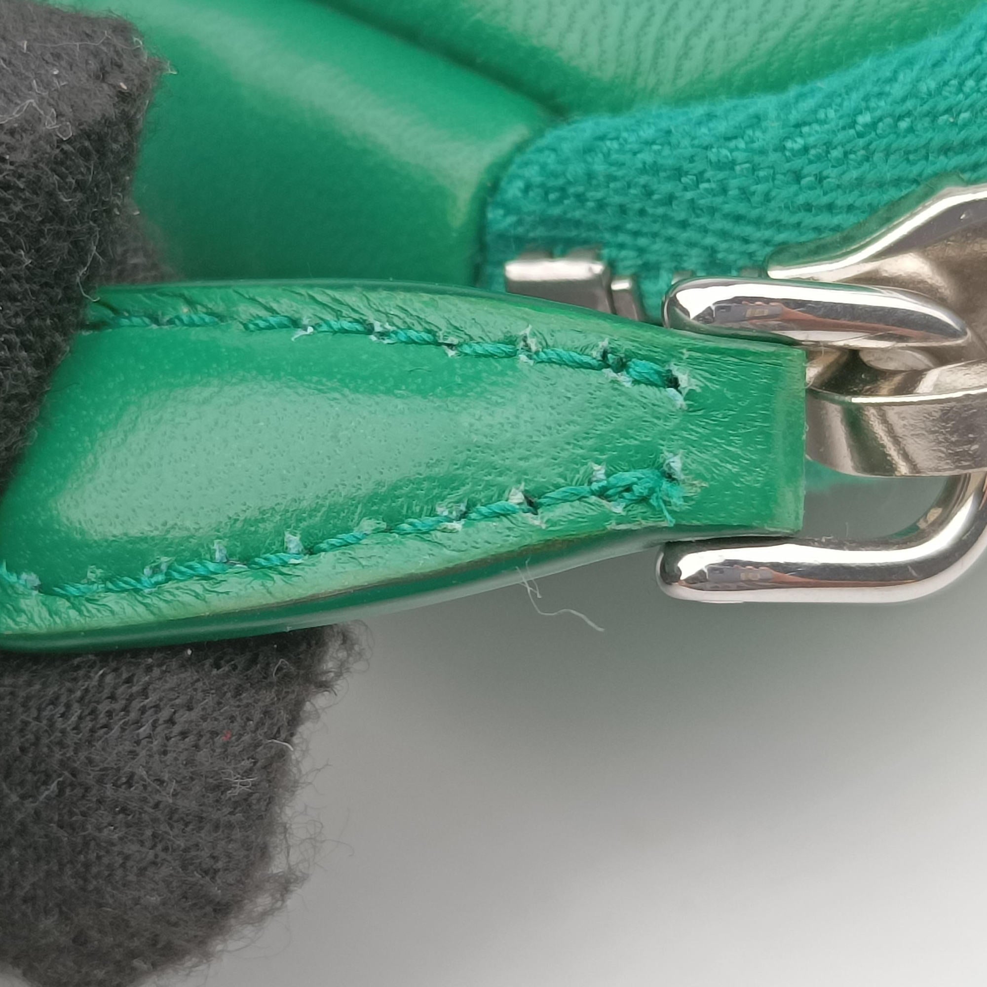 triangle mini Green Leather 62トライアングル ミニ グリーン レザー 62