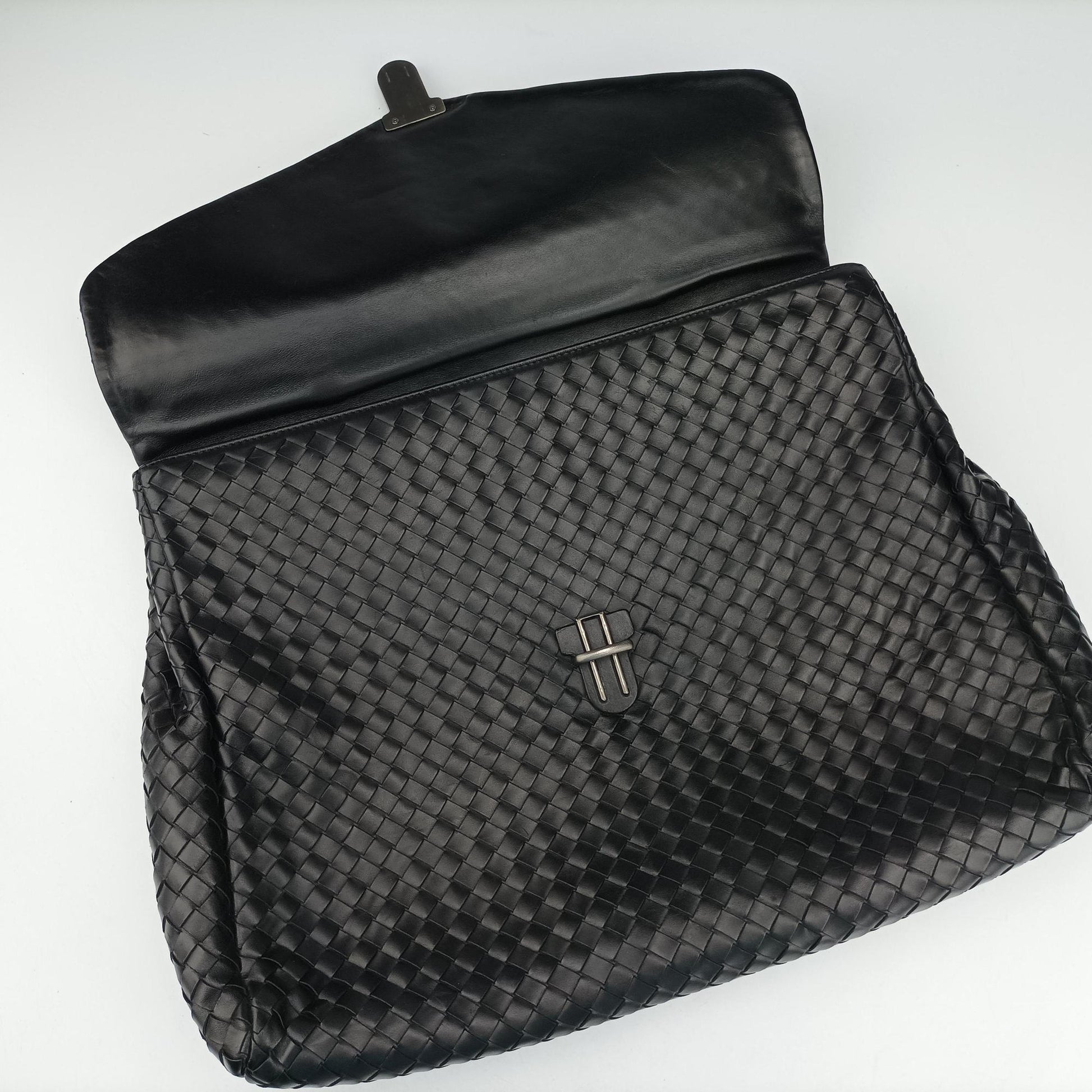 Intrecciato Black lambskin B00885237Gイントレチャート ブラック ラムスキン B00885237G