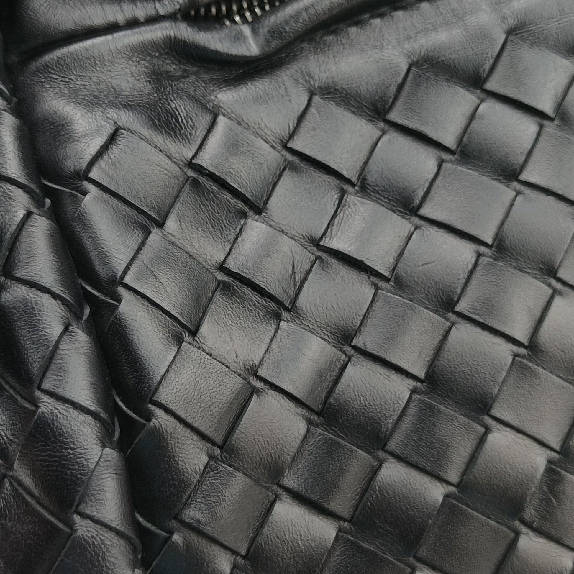 Intrecciato Black lambskin B00885237Gイントレチャート ブラック ラムスキン B00885237G