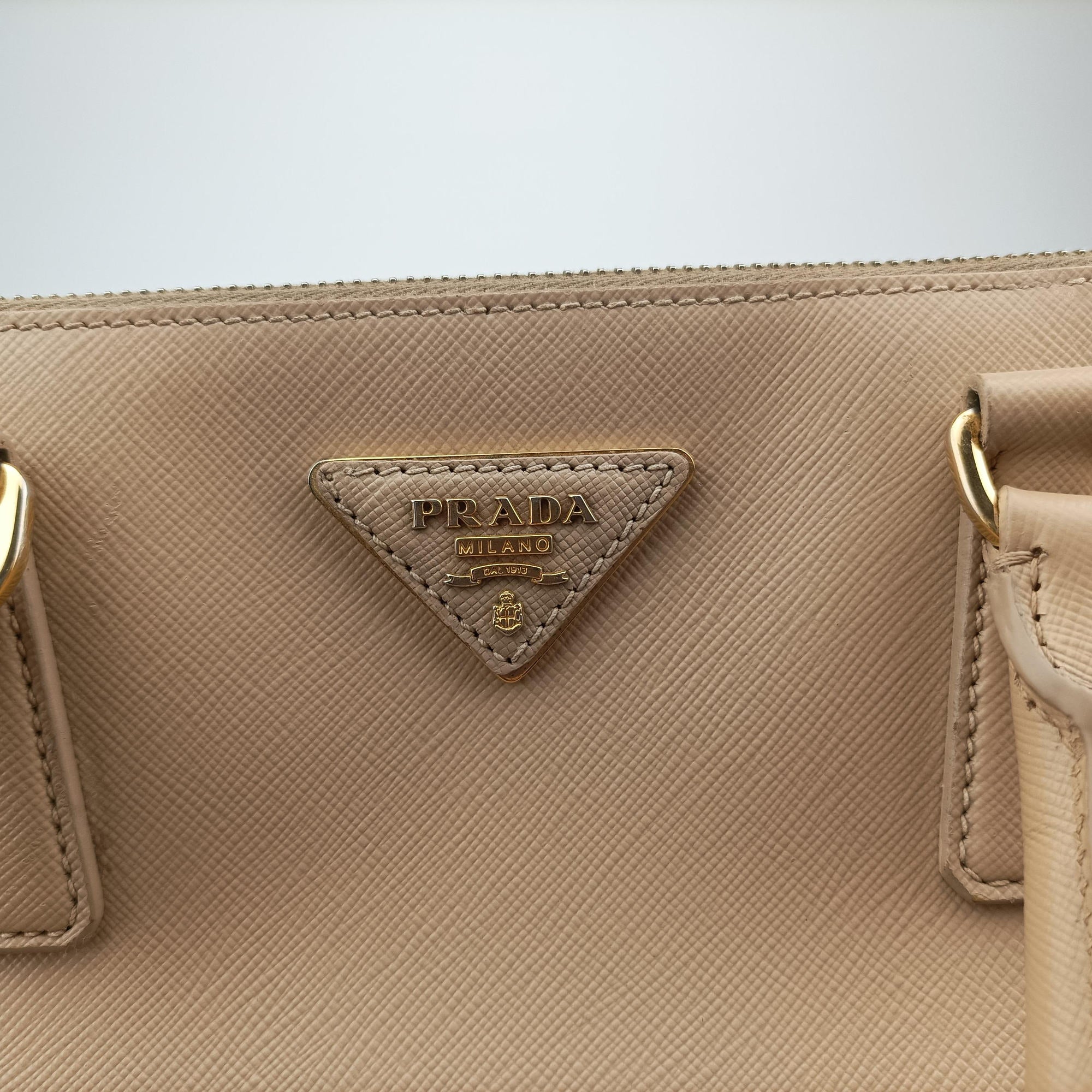 Galleria Pink SAFFIANO Leather BN2274 100ガレリア ピンク サフィアーノレザー BN2274 100