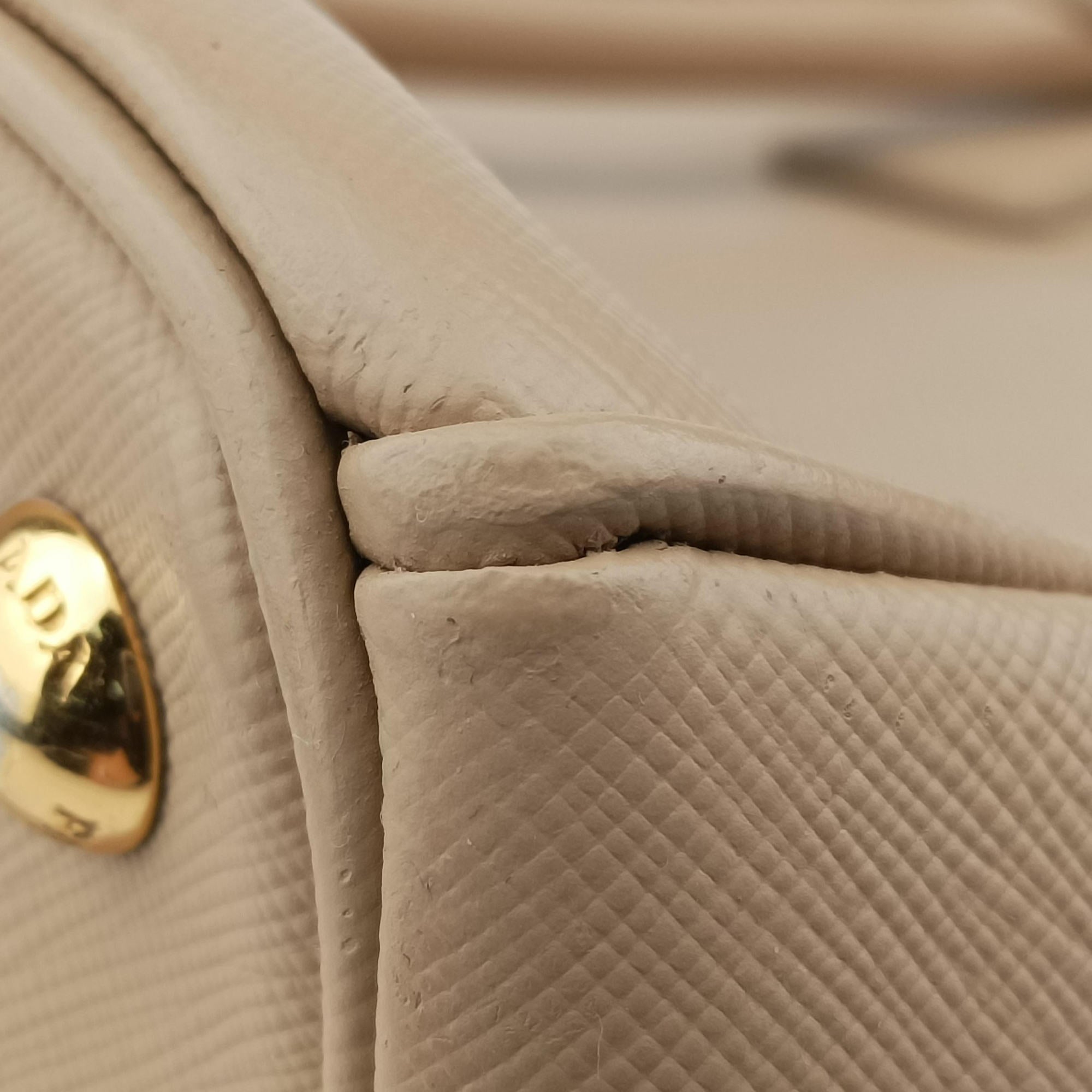 Galleria Pink SAFFIANO Leather BN2274 100ガレリア ピンク サフィアーノレザー BN2274 100