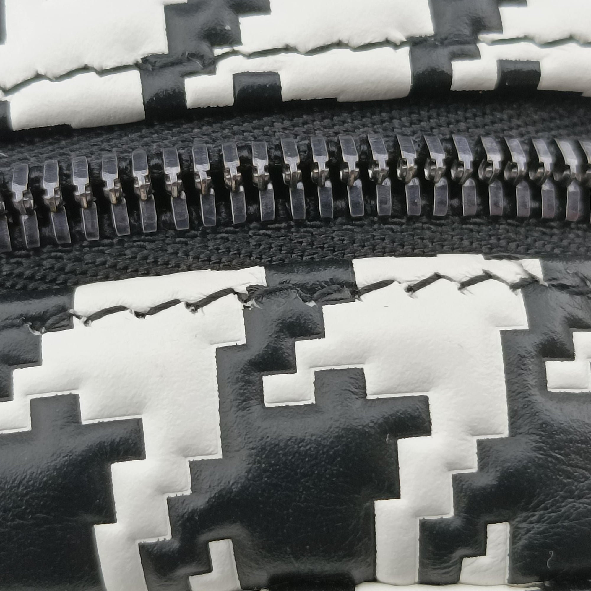 Houndstooth vanity bag Black and White Leather 56-MA-0272千鳥格子バニティバッグ ブラック×ホワイト レザー 56-MA-0272