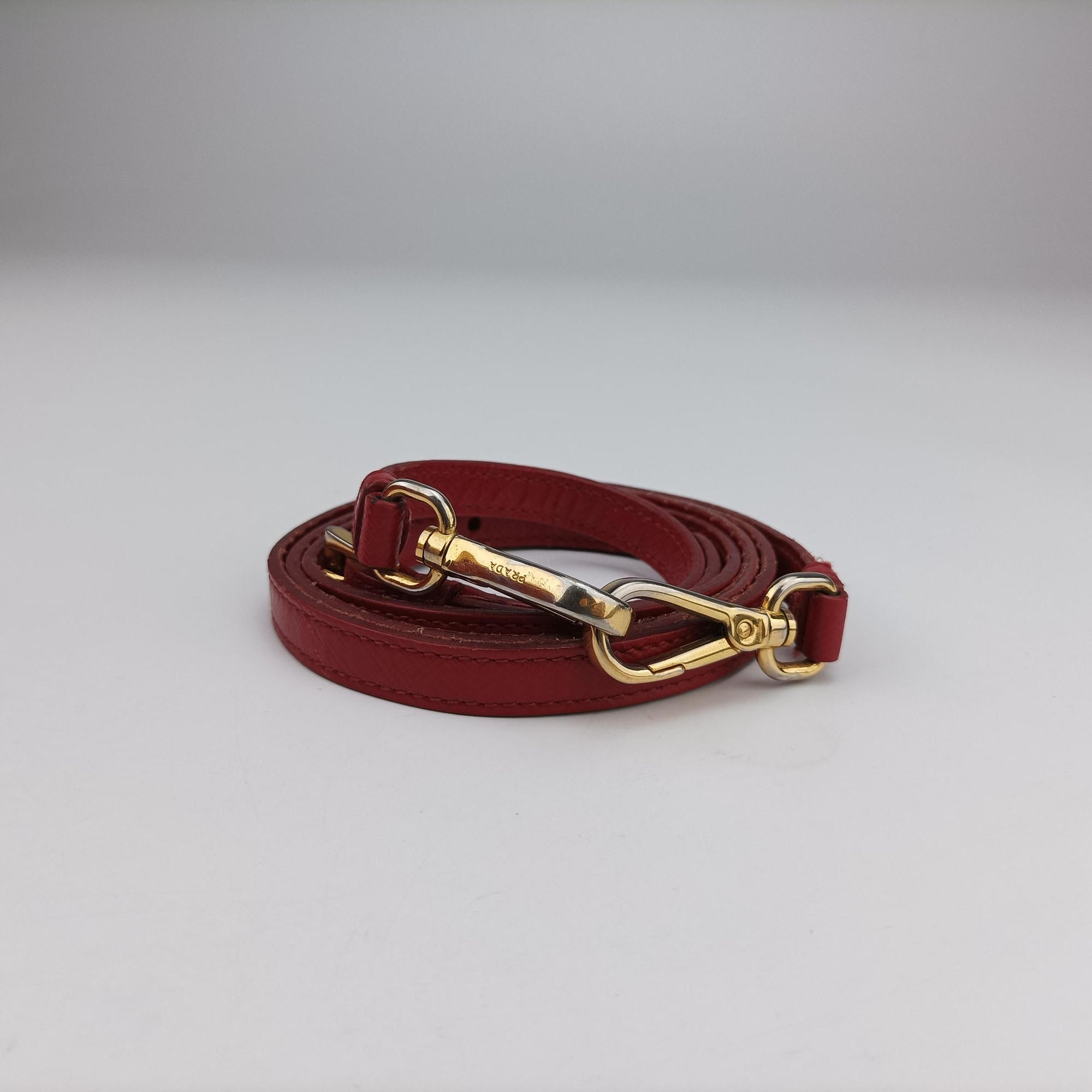 Triangle logo Red×Yellow Patent 7/Aトライアングル ロゴ レッド×イエロー パテント 7/A