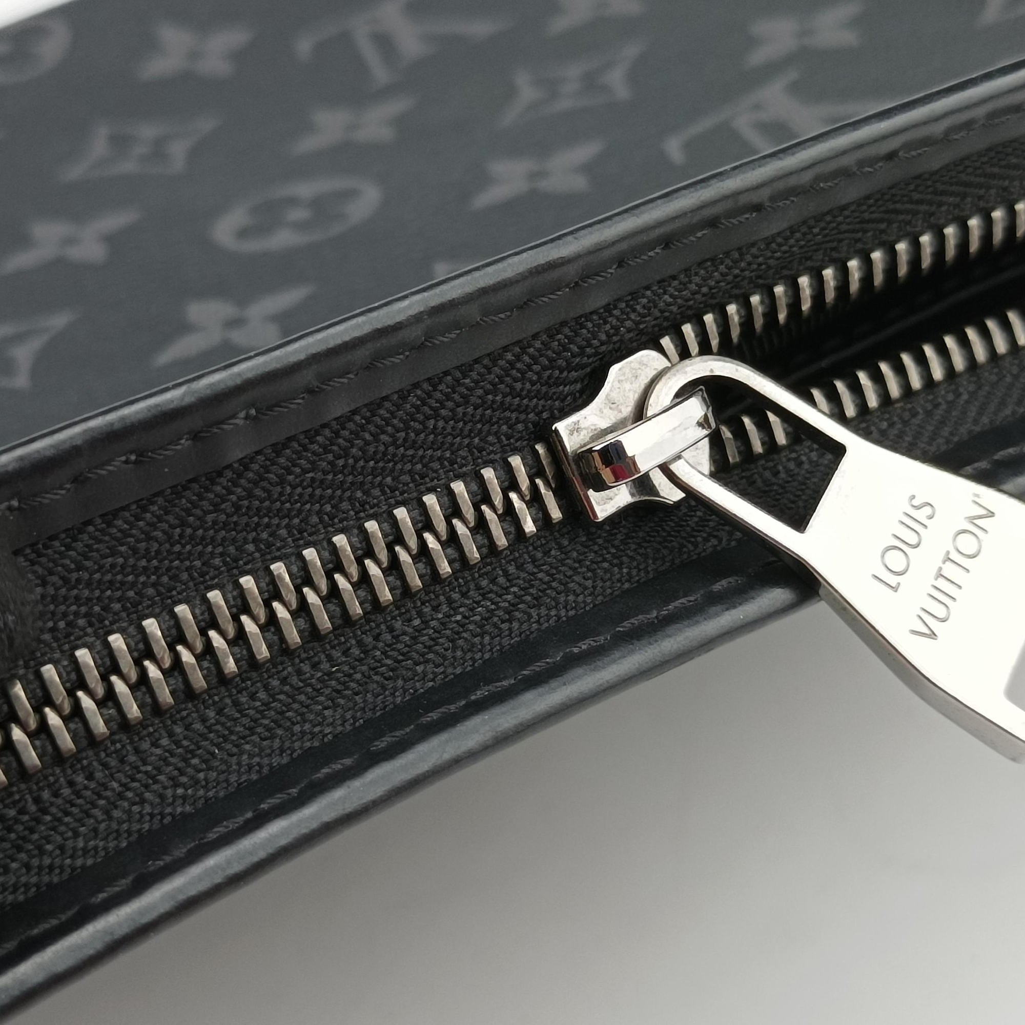 Pochette Voyage MM Pacific Blue Monogram Eclipse PVC Coated Canvas M61692 SP0137ポシェット・ヴォワヤージュMM パシフィック・ブルー モノグラム・エクリプスPVCコーティングキャンバス M61692 SP0137