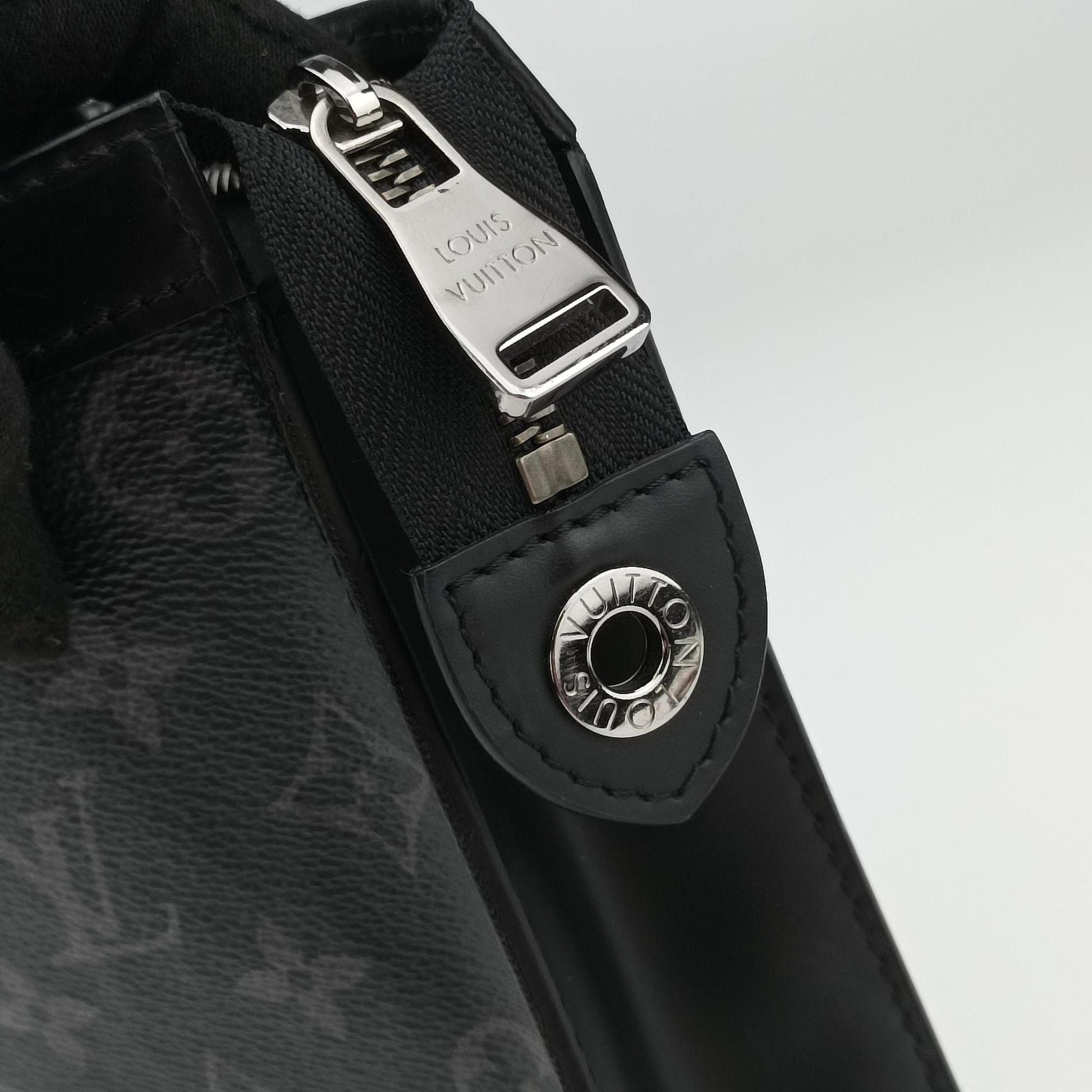 Pochette Voyage MM Pacific Blue Monogram Eclipse PVC Coated Canvas M61692 SP0137ポシェット・ヴォワヤージュMM パシフィック・ブルー モノグラム・エクリプスPVCコーティングキャンバス M61692 SP0137