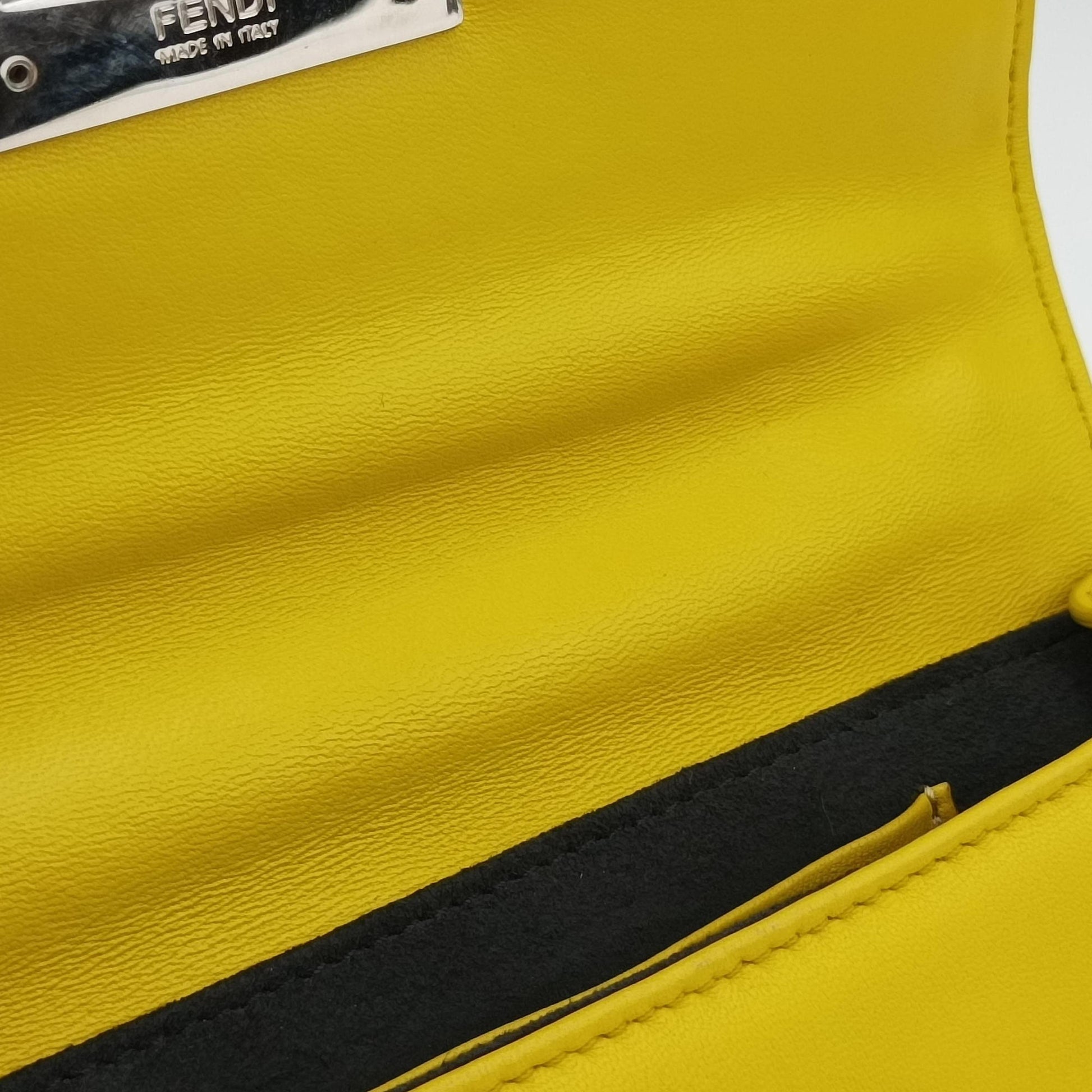 Mini Be Baguette Yellow × Black Leather 8M0315 8M0315-W20 149-0053ミニベバゲット イエロー × ブラック レザー 8M0315 8M0315-W20 149-0053