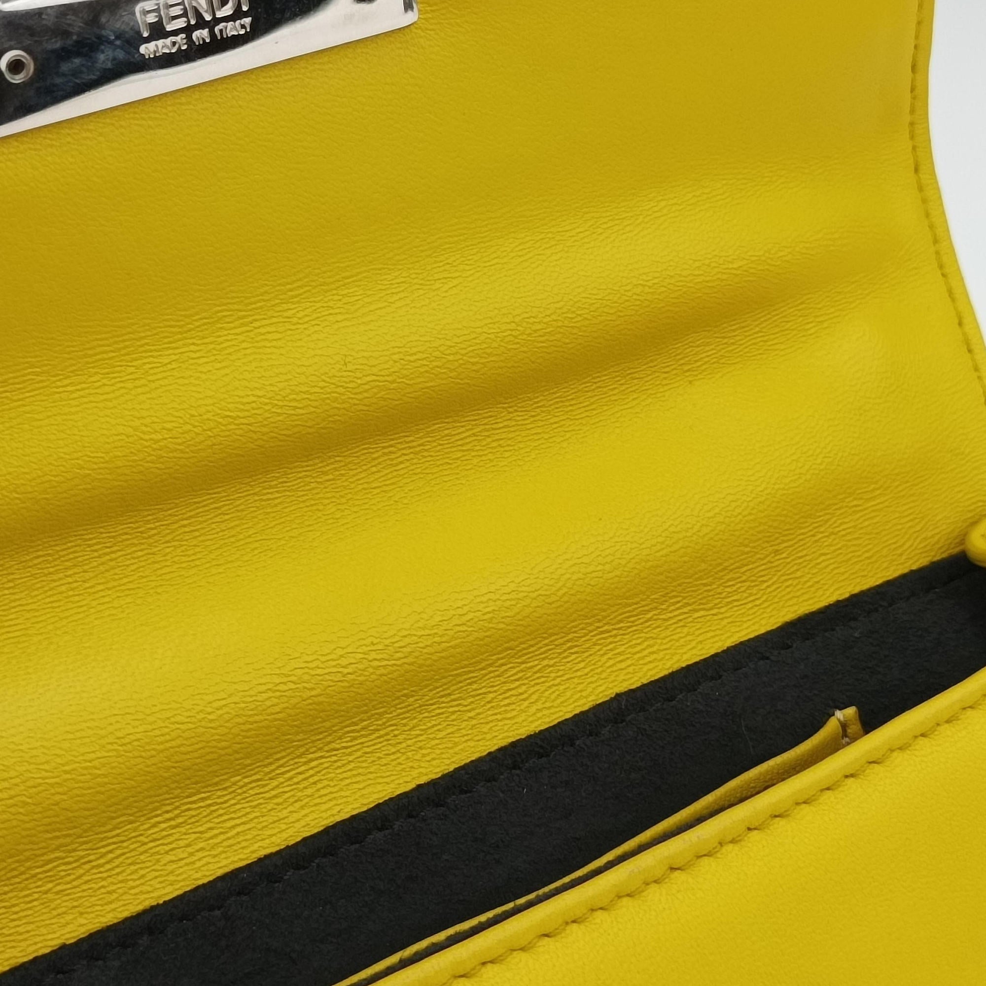 Mini Be Baguette Yellow × Black Leather 8M0315 8M0315-W20 149-0053ミニベバゲット イエロー × ブラック レザー 8M0315 8M0315-W20 149-0053