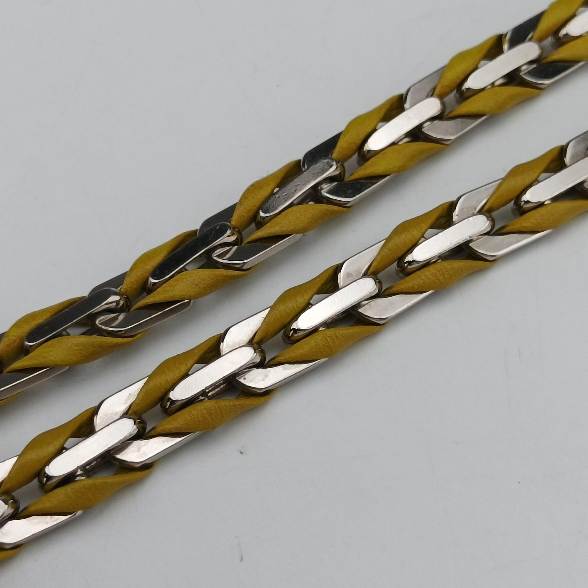 Mini Be Baguette Yellow × Black Leather 8M0315 8M0315-W20 149-0053ミニベバゲット イエロー × ブラック レザー 8M0315 8M0315-W20 149-0053