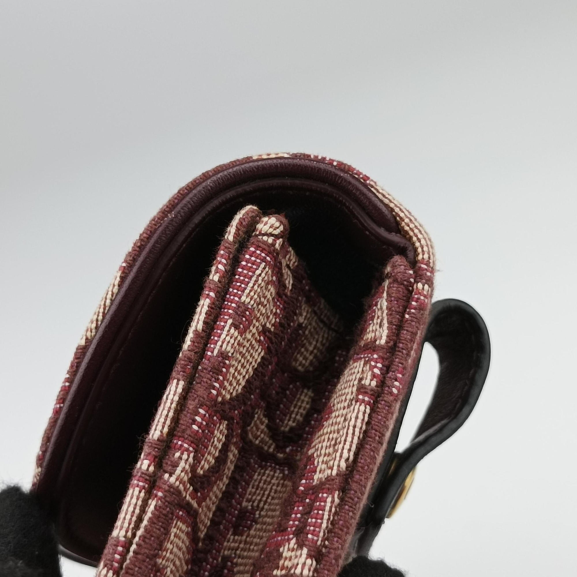 Saddle Red Jacquard 05-RU-1129サドル レッド ジャガード 05-RU-1129