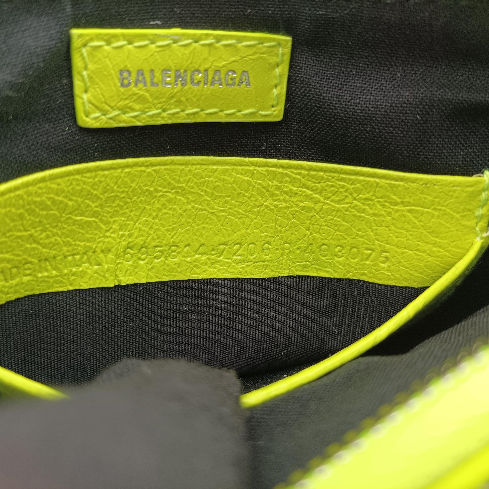 Le Cagole Green lambskin 695814.7206.R.493075ルカゴール グリーン ラムスキン 695814.7206.R.493075