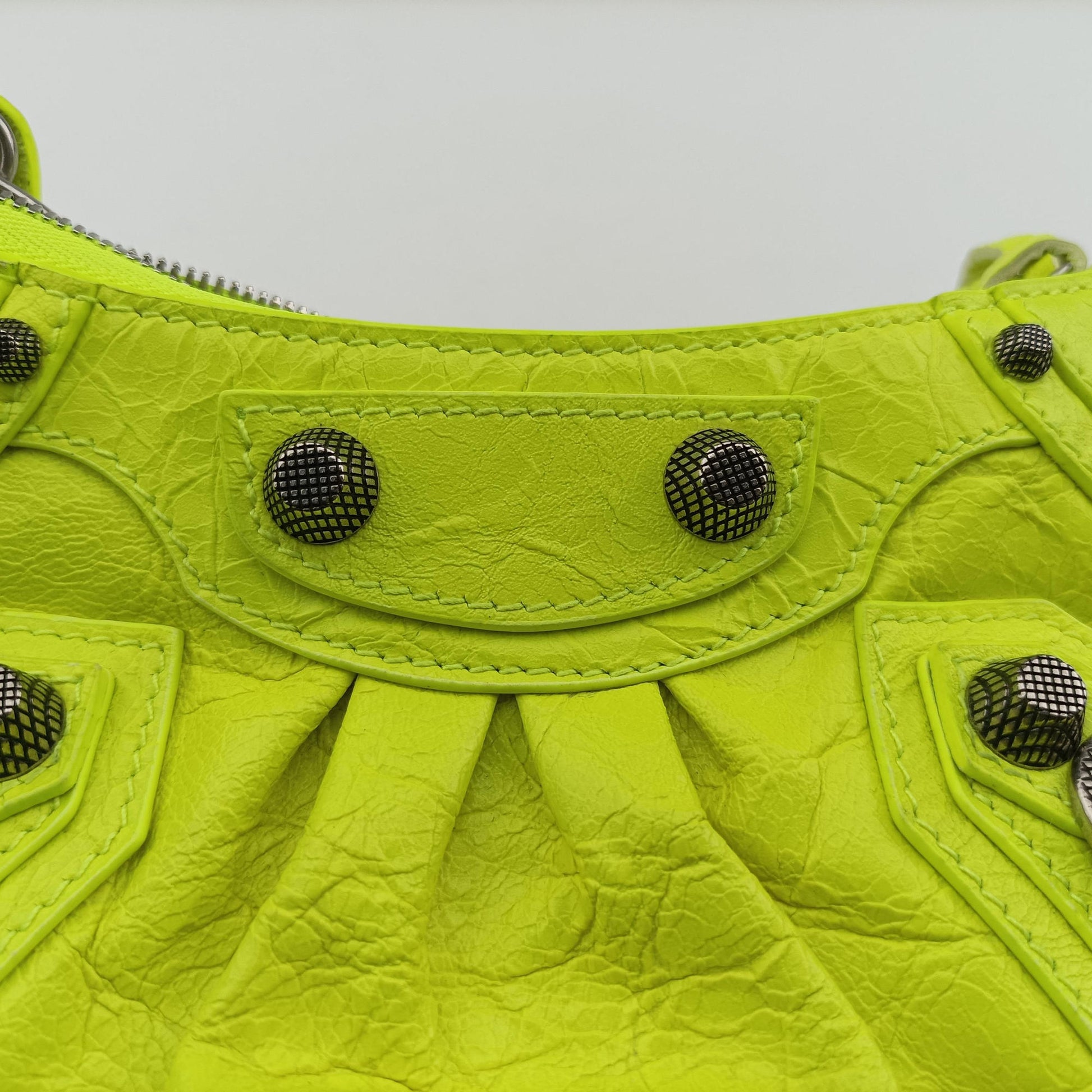 Le Cagole Green lambskin 695814.7206.R.493075ルカゴール グリーン ラムスキン 695814.7206.R.493075