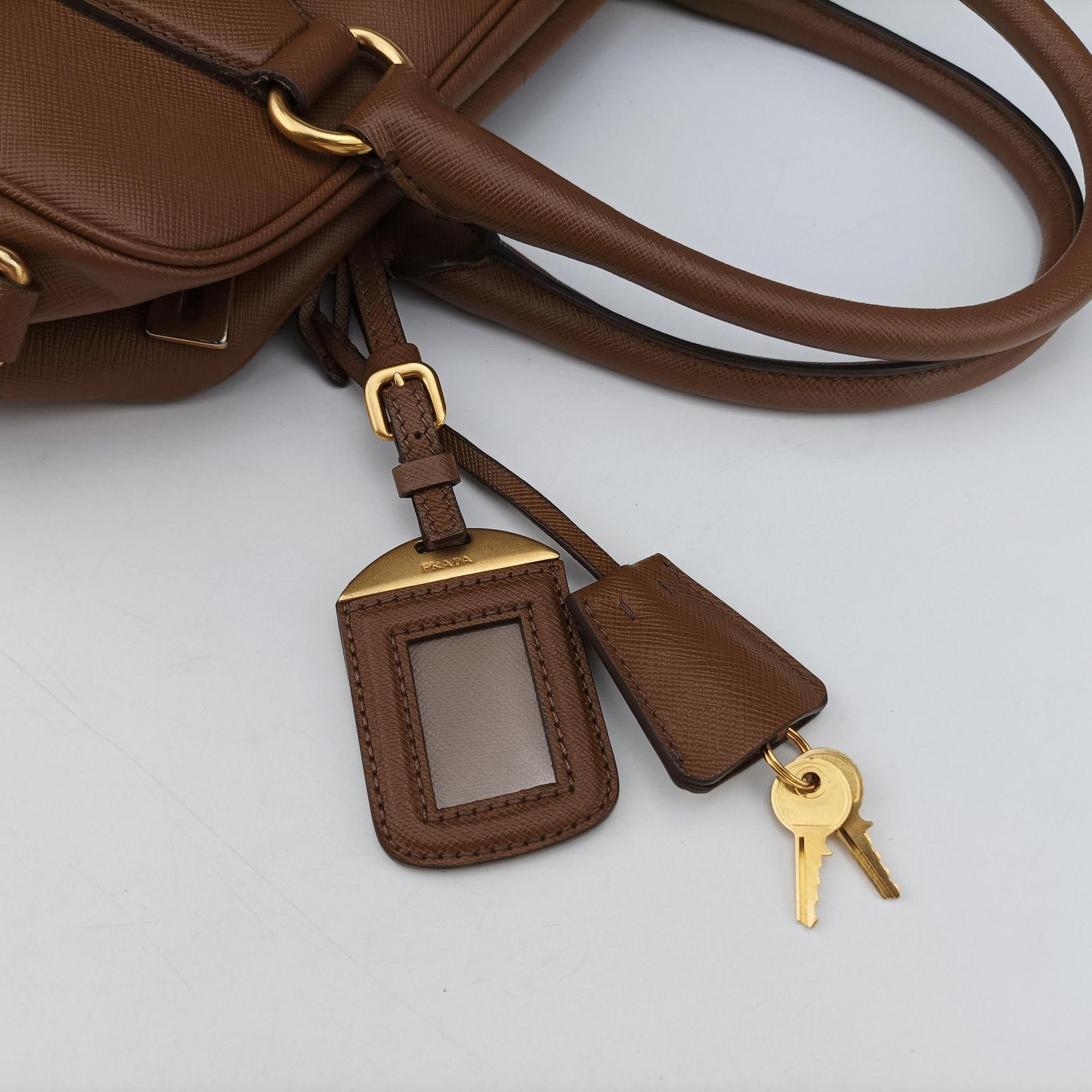Convertible Top Handle Brown SAFFIANO Leather BL0757 180コンバーチブル トップ ハンドル ブラウン サフィアーノレザー BL0757 180