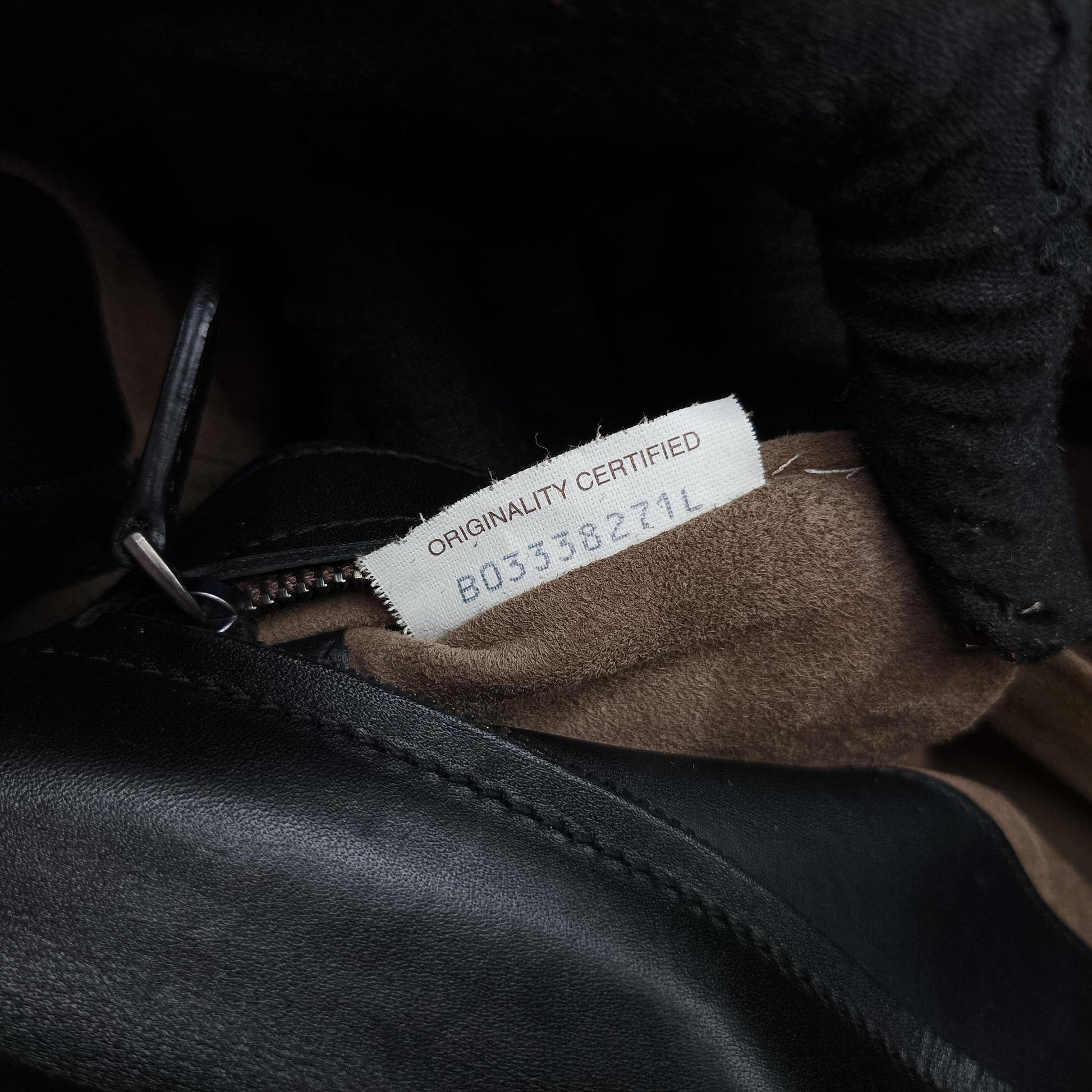 Intrecciato Black lambskin B03338271Lイントレチャート ブラック ラムスキン B03338271L